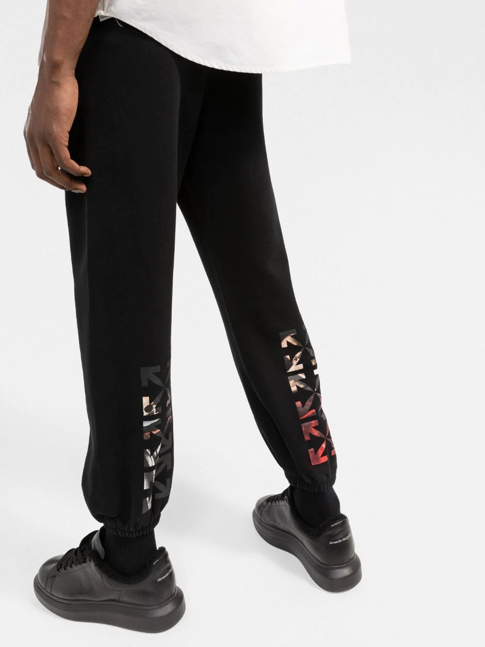 Caravaggio Arrows-print track pants - 3