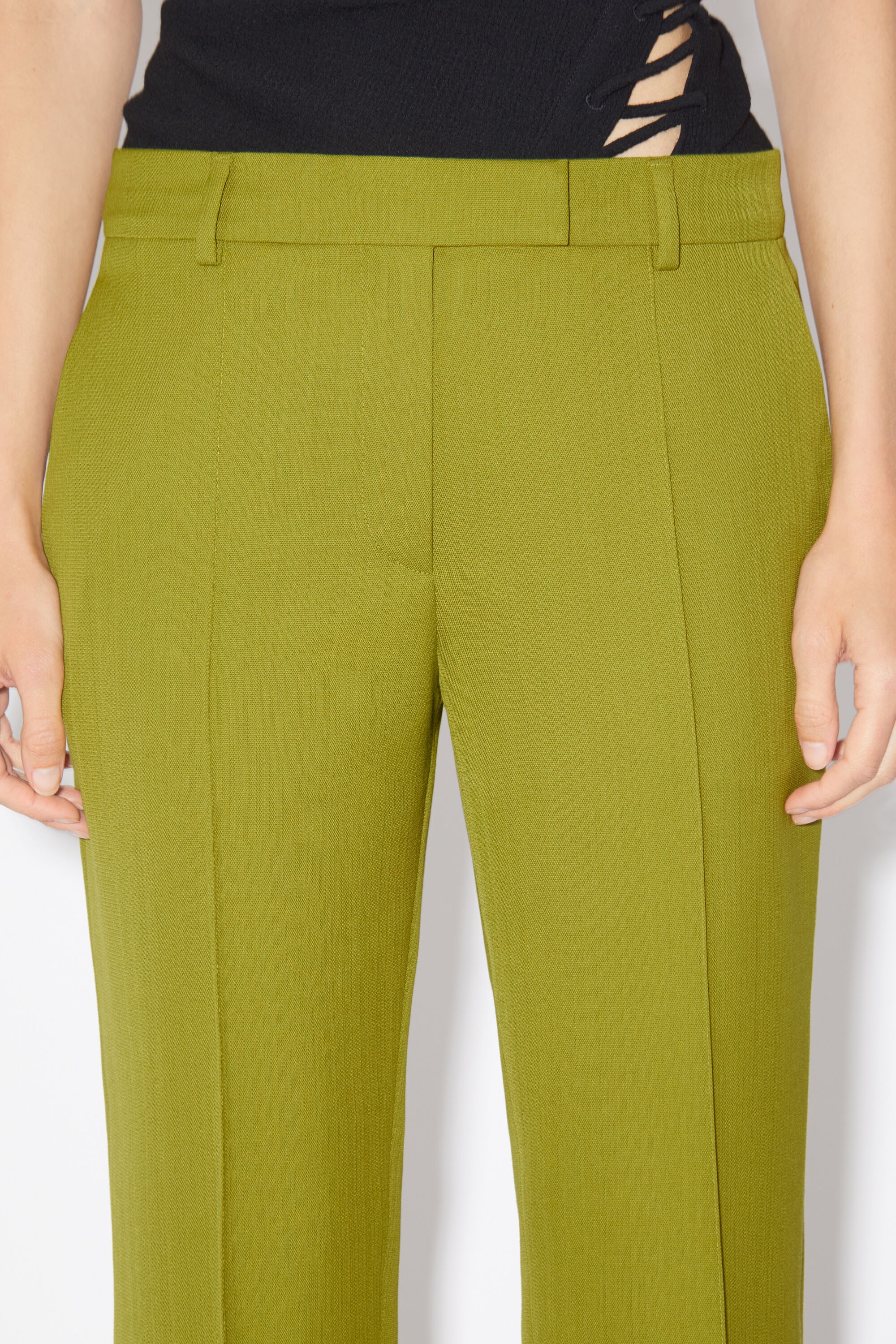 Narrow tailored trousers - Seaweed green - 5