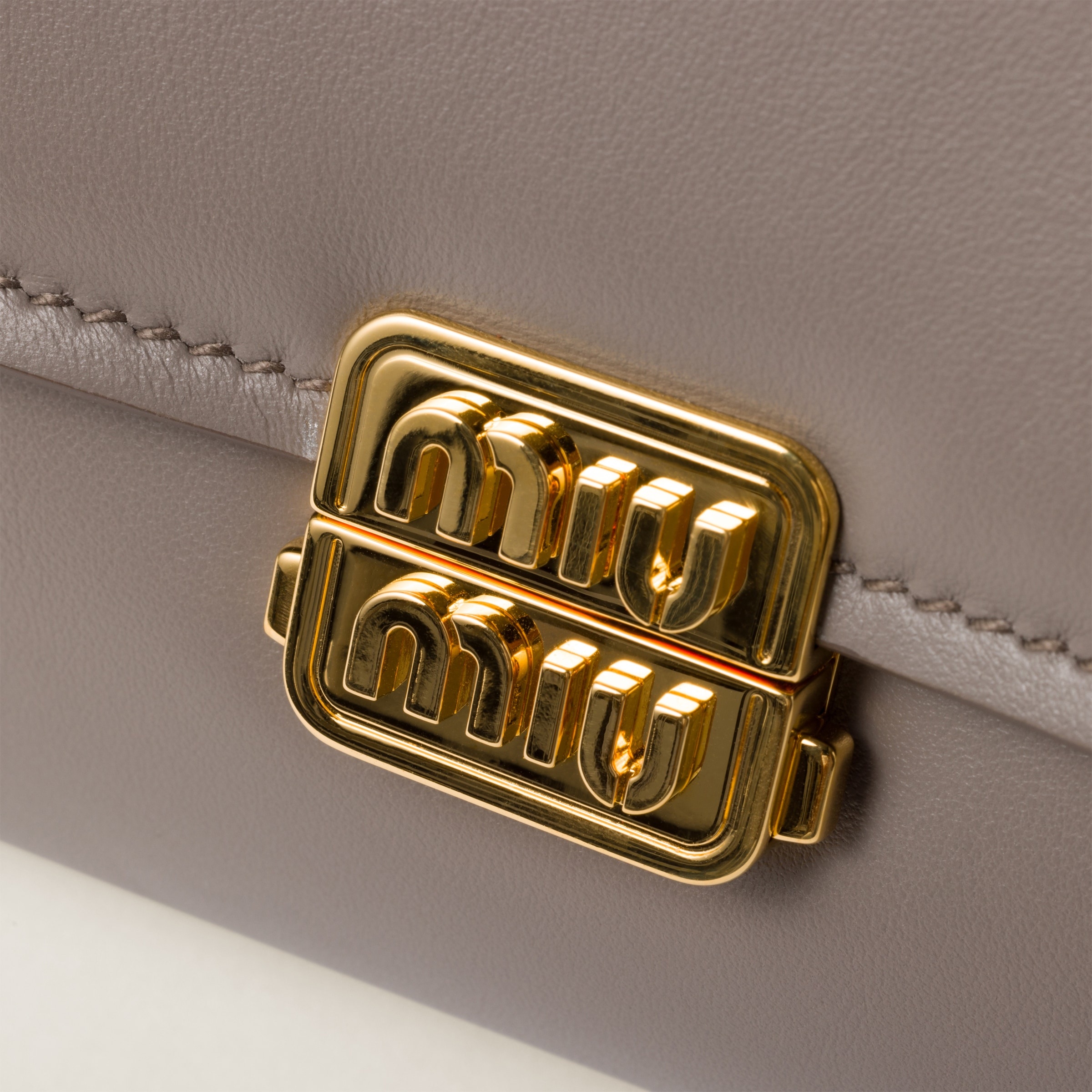 Leather shoulder bag - 7