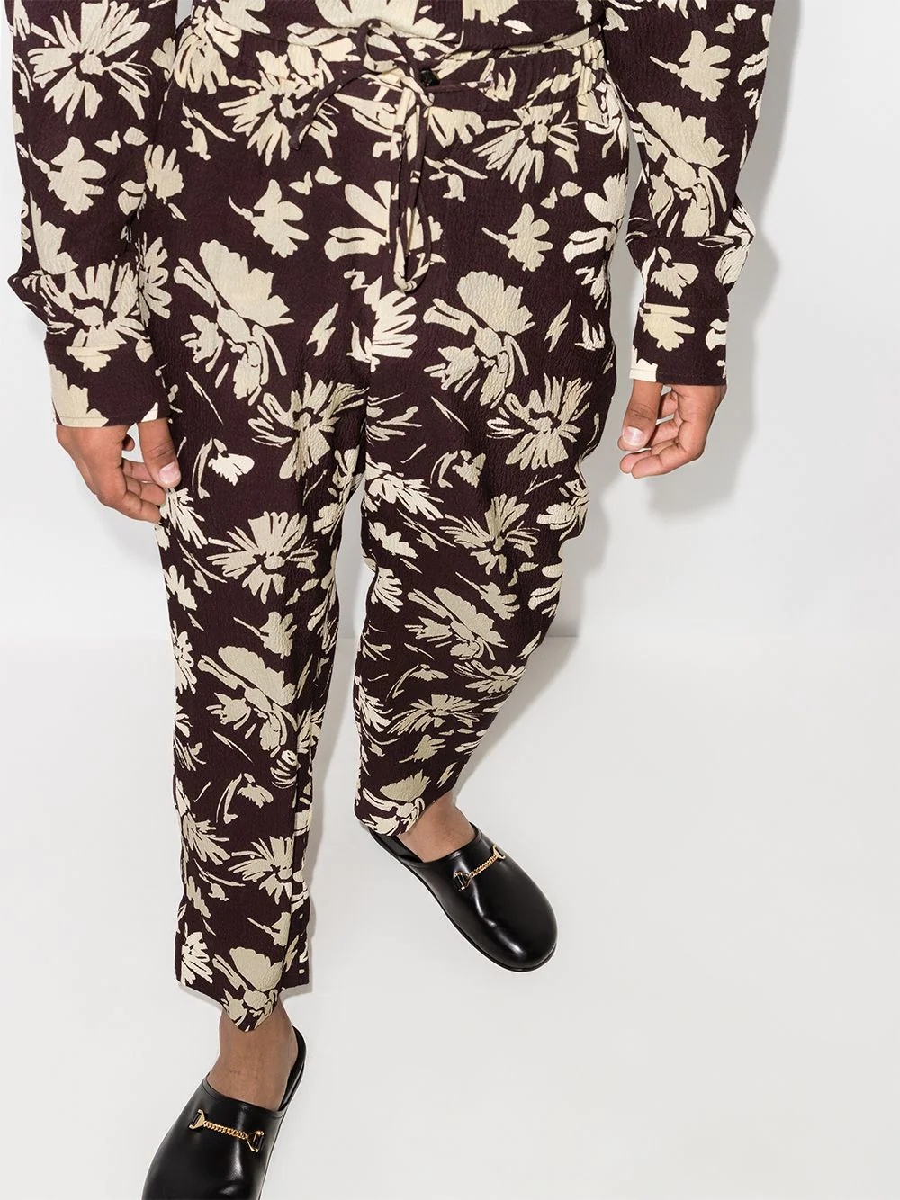 floral-print tapered trousers - 2