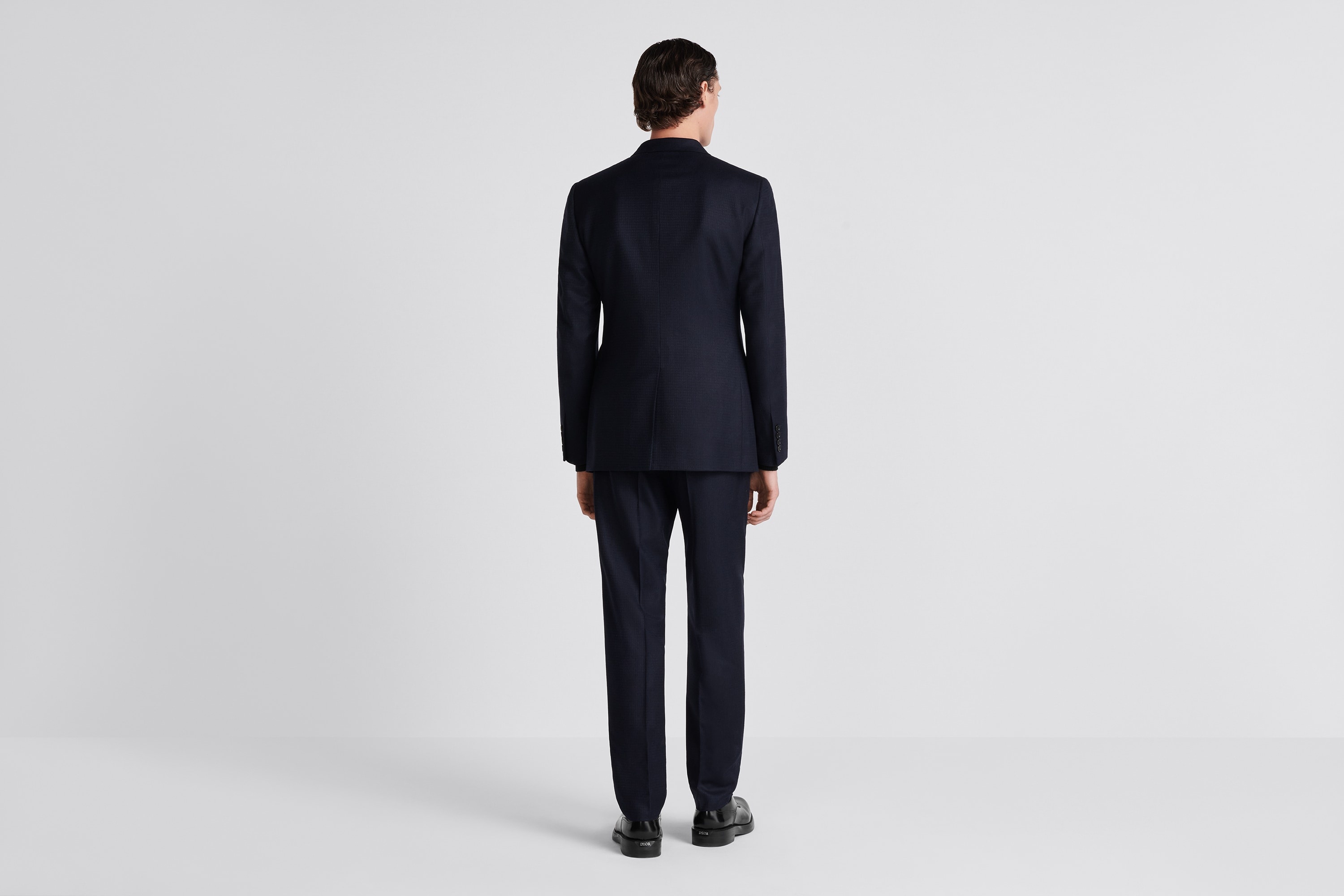 Classic-Cut Double-Breasted Suit - 3