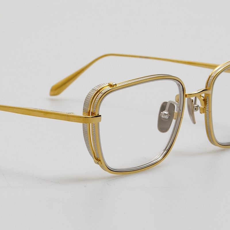 LINDA FARROW Ofer Rectangular Optical Frame in 22K Yellow Gold outlook