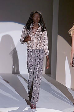 Gucci Spring 2000 Tom Ford Grey Python Print Flared Pants 38 - 4