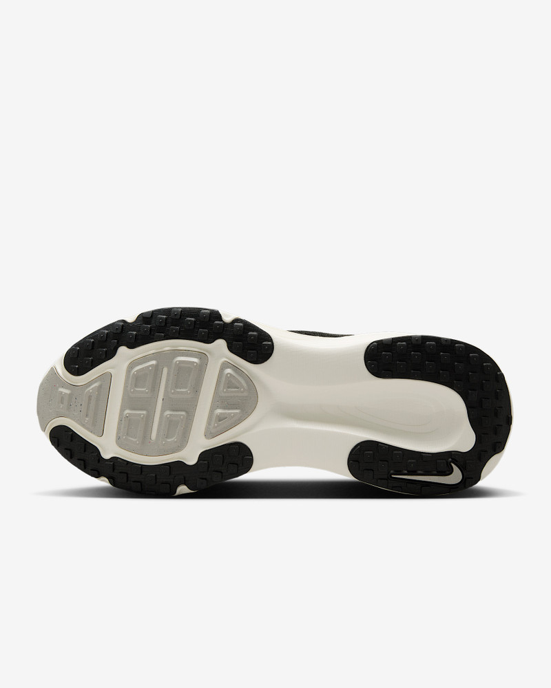 Nike Nike Vomero 18 Women's Road Running Shoes outlook