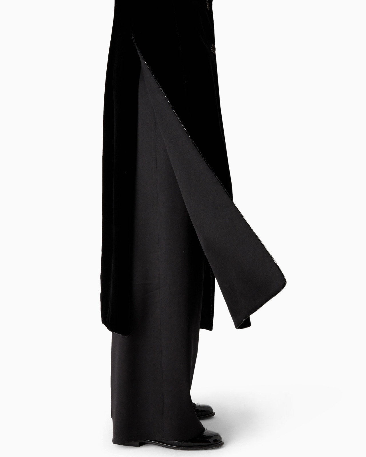 Single-breasted embroidered velvet coat - 5