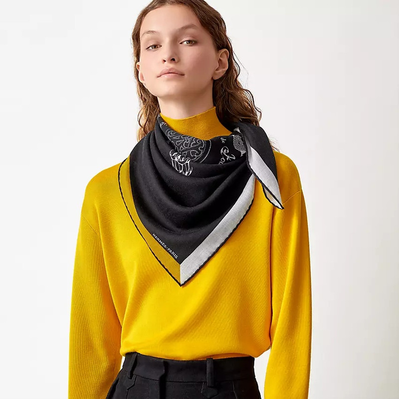 Hermès Encadre Blason scarf 90 outlook