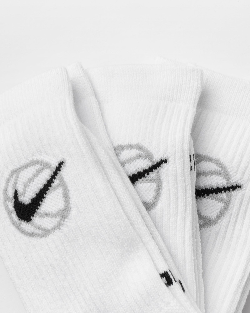 Nike Everyday Crew Socks outlook