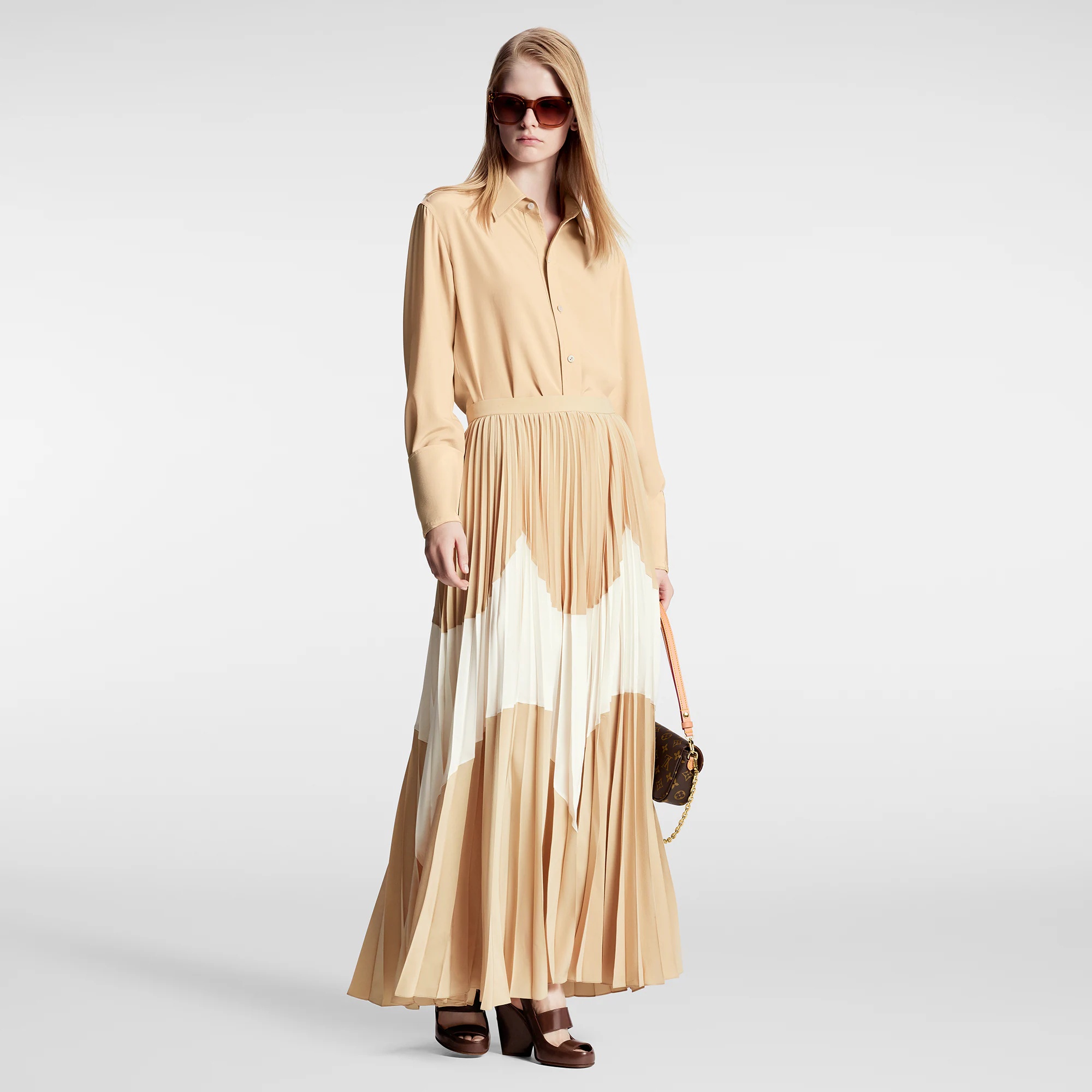 Rounded Hem Silk Shirt - 4