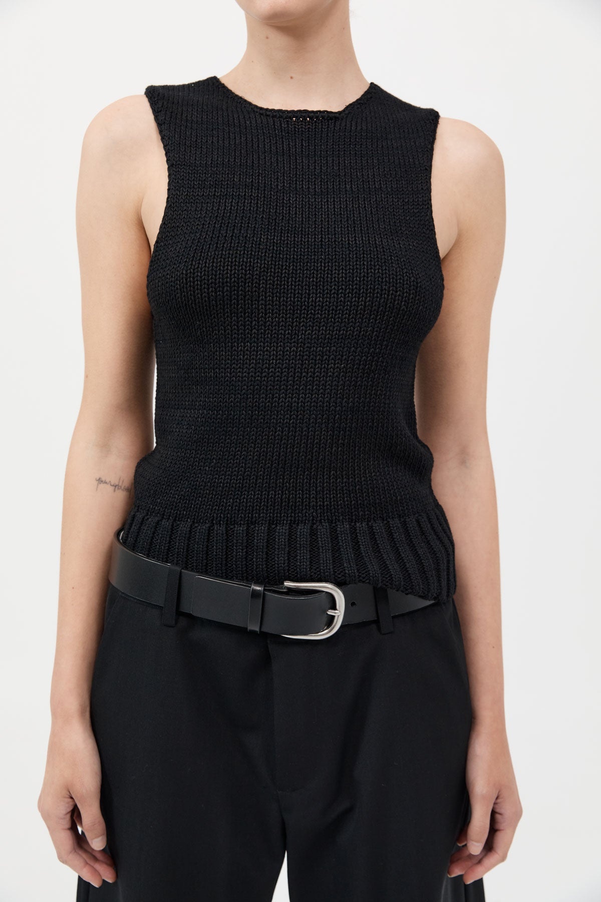 Linen Silk Blend Tank - Black - 3