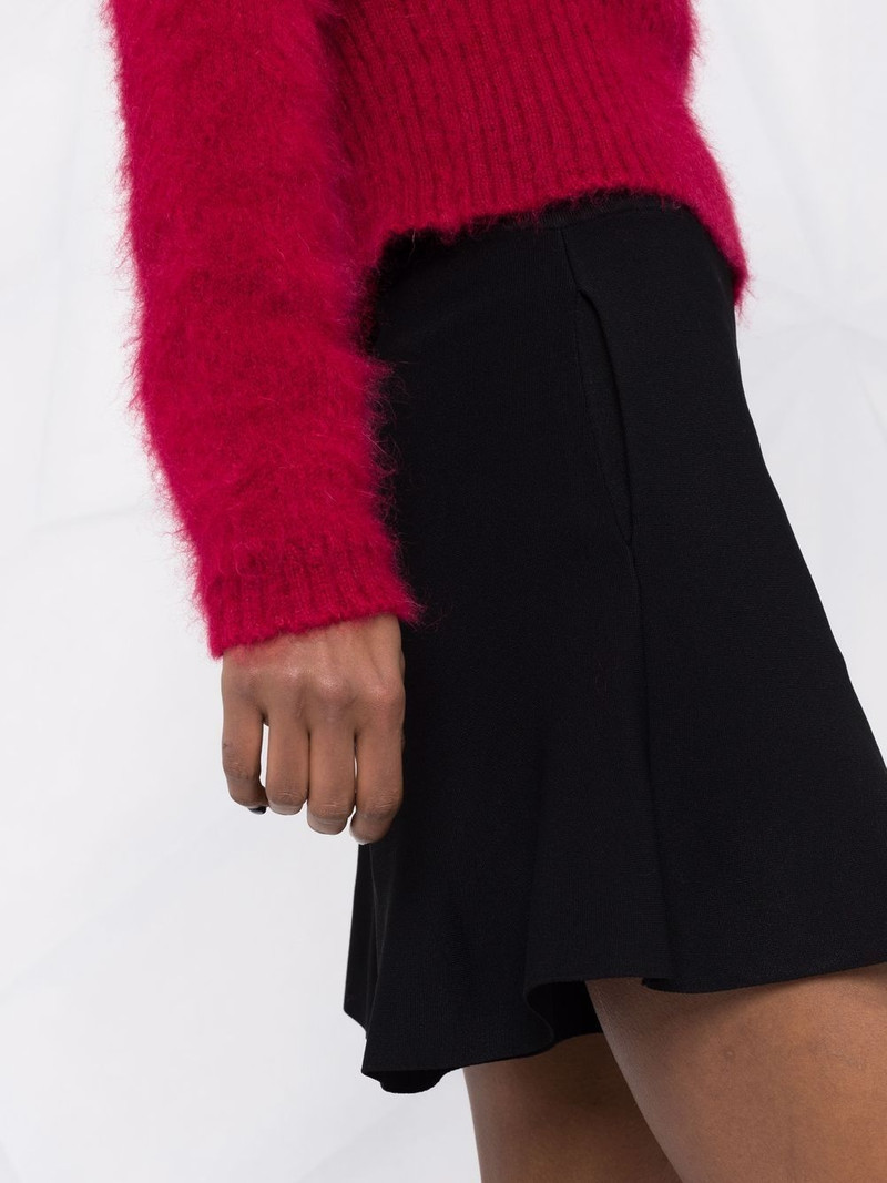 Strong Silhouette peplum-hem crepe shorts 3