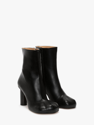 JW Anderson PAW LEATHER ANKLE BOOTS outlook