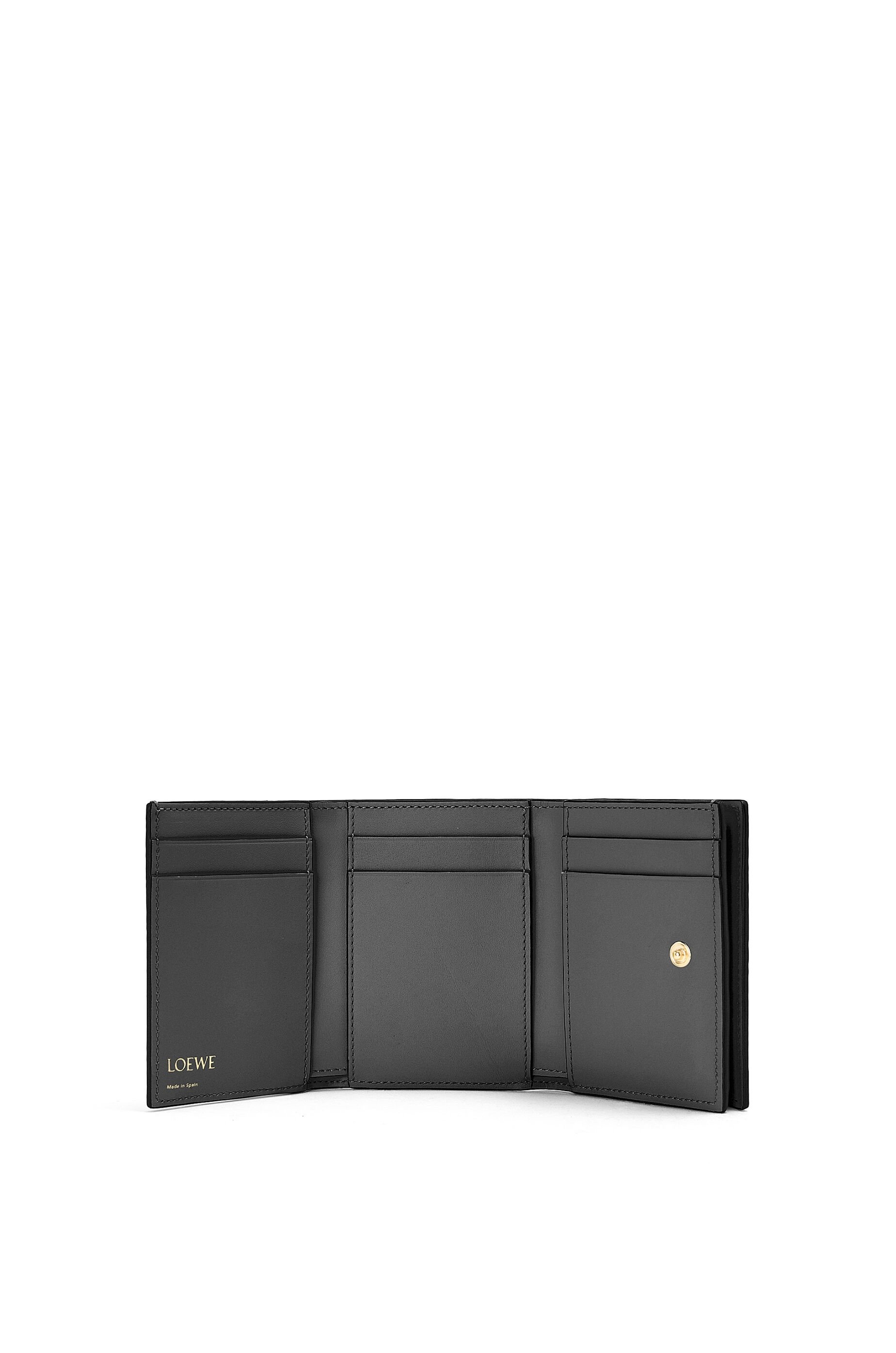 Repeat trifold wallet in embossed silk calfskin - 2
