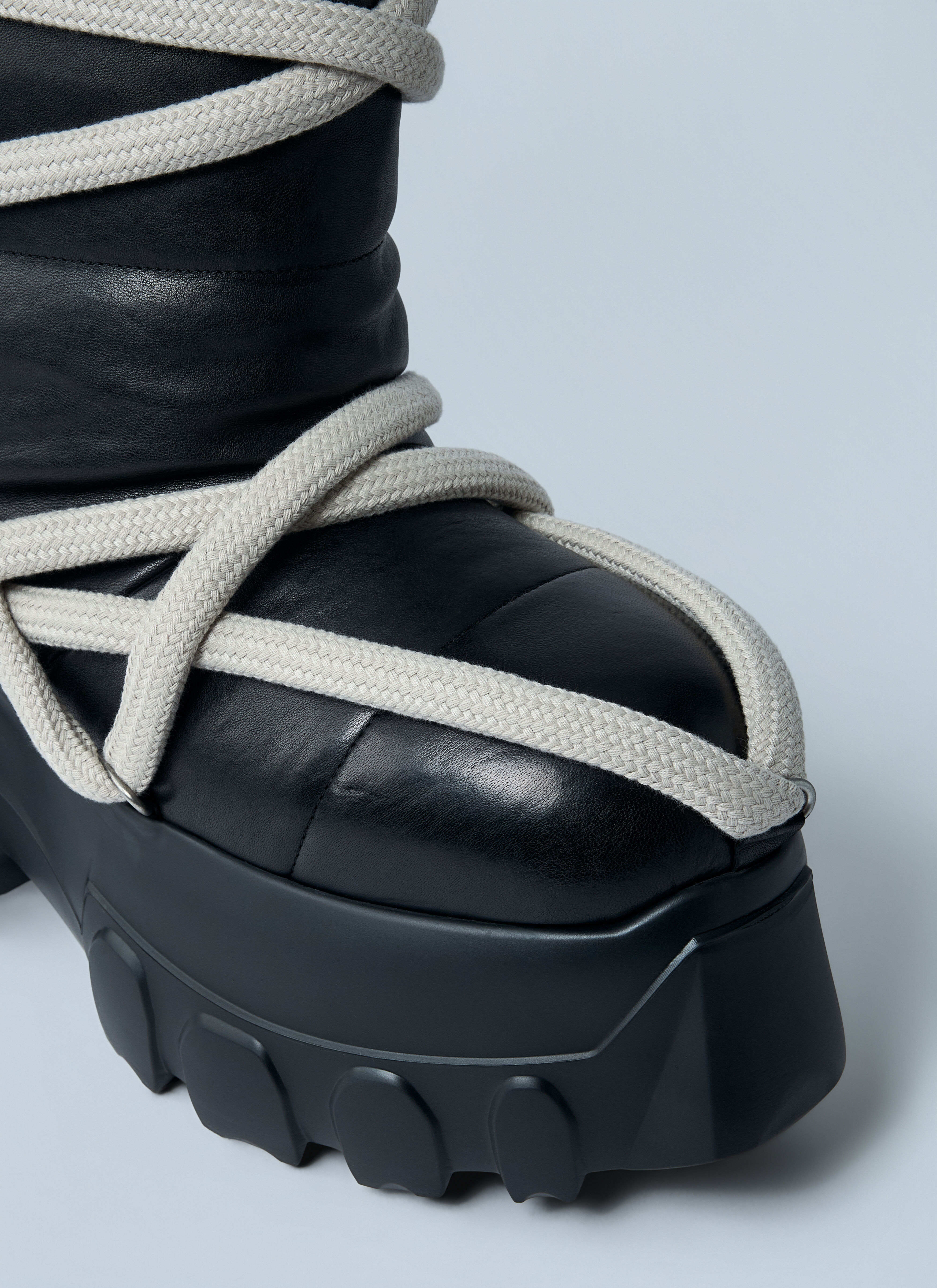 Lunar Mega Tractor Boots - 3