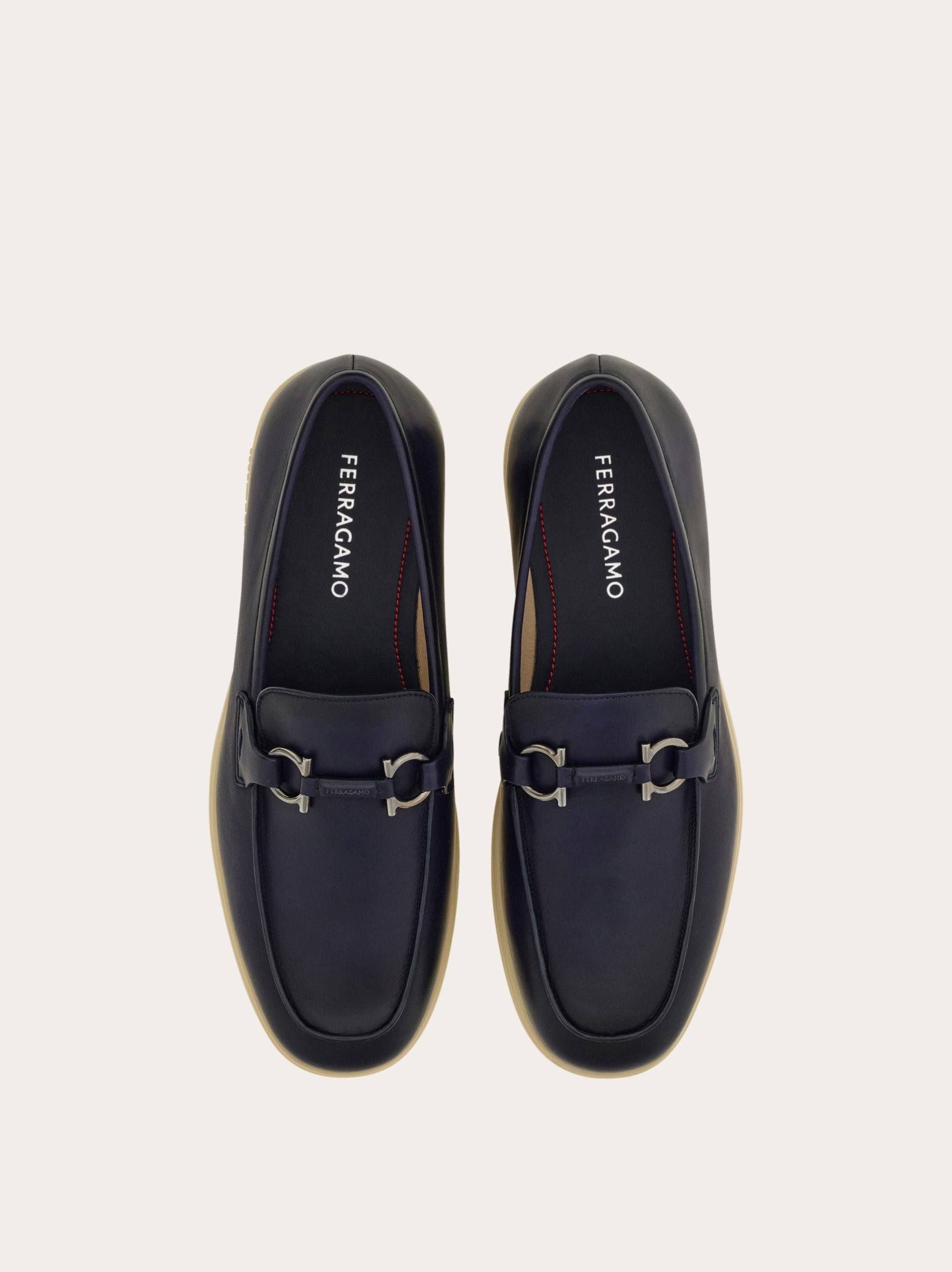 Casual loafer with Gancini ornament - 3