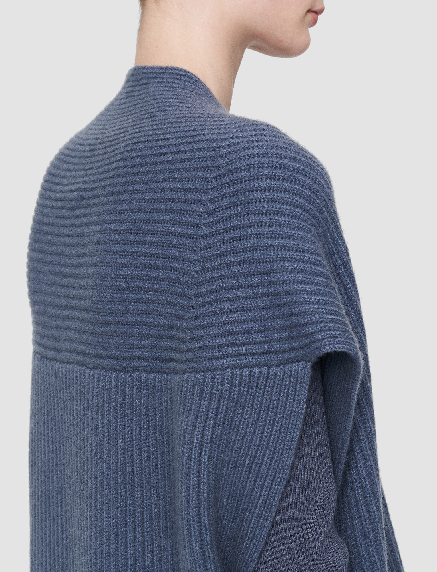 Luxe Cashmere Vest - 6