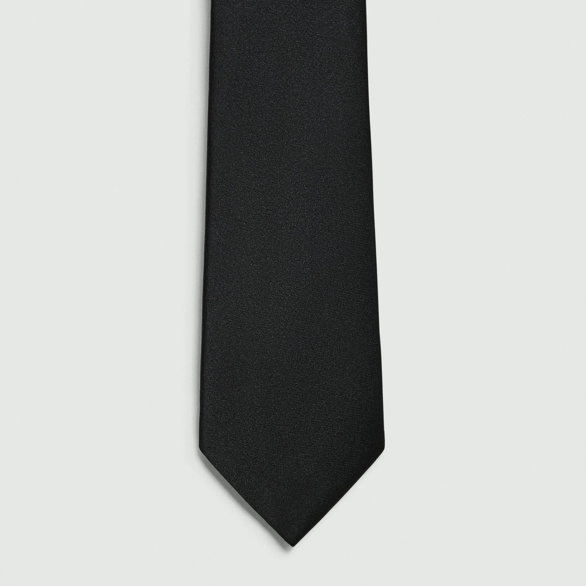 Roadster Tie in Solid Silk - 1