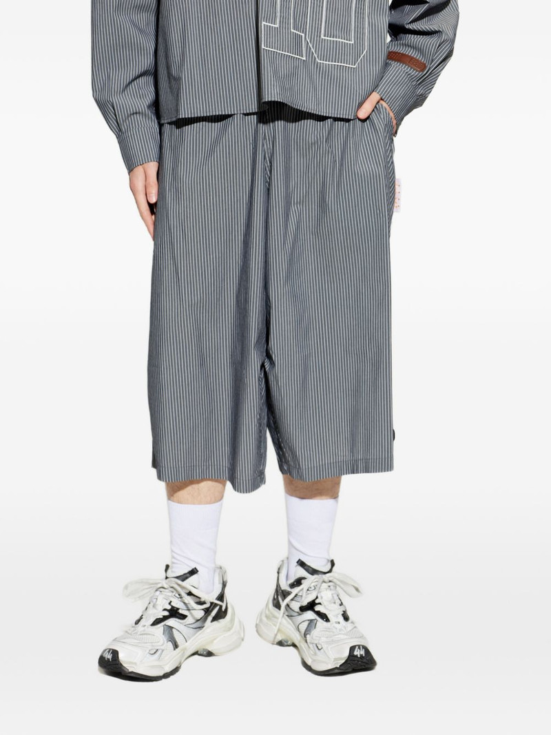 PDF striped trousers outlook