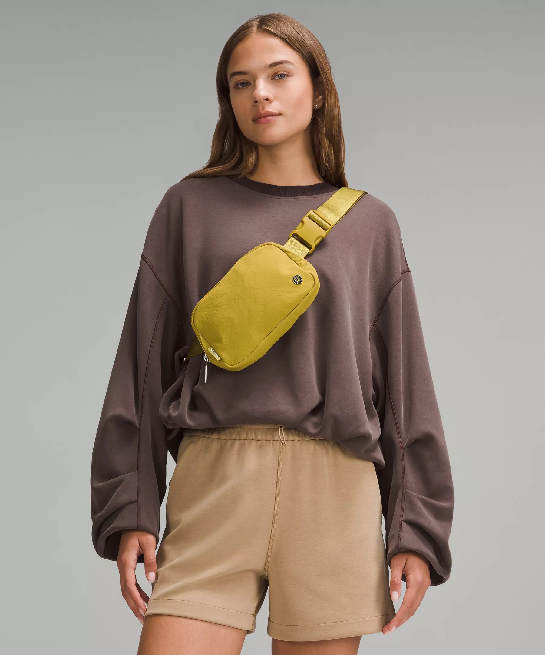 Everywhere Belt Bag with Long Strap 1L 2