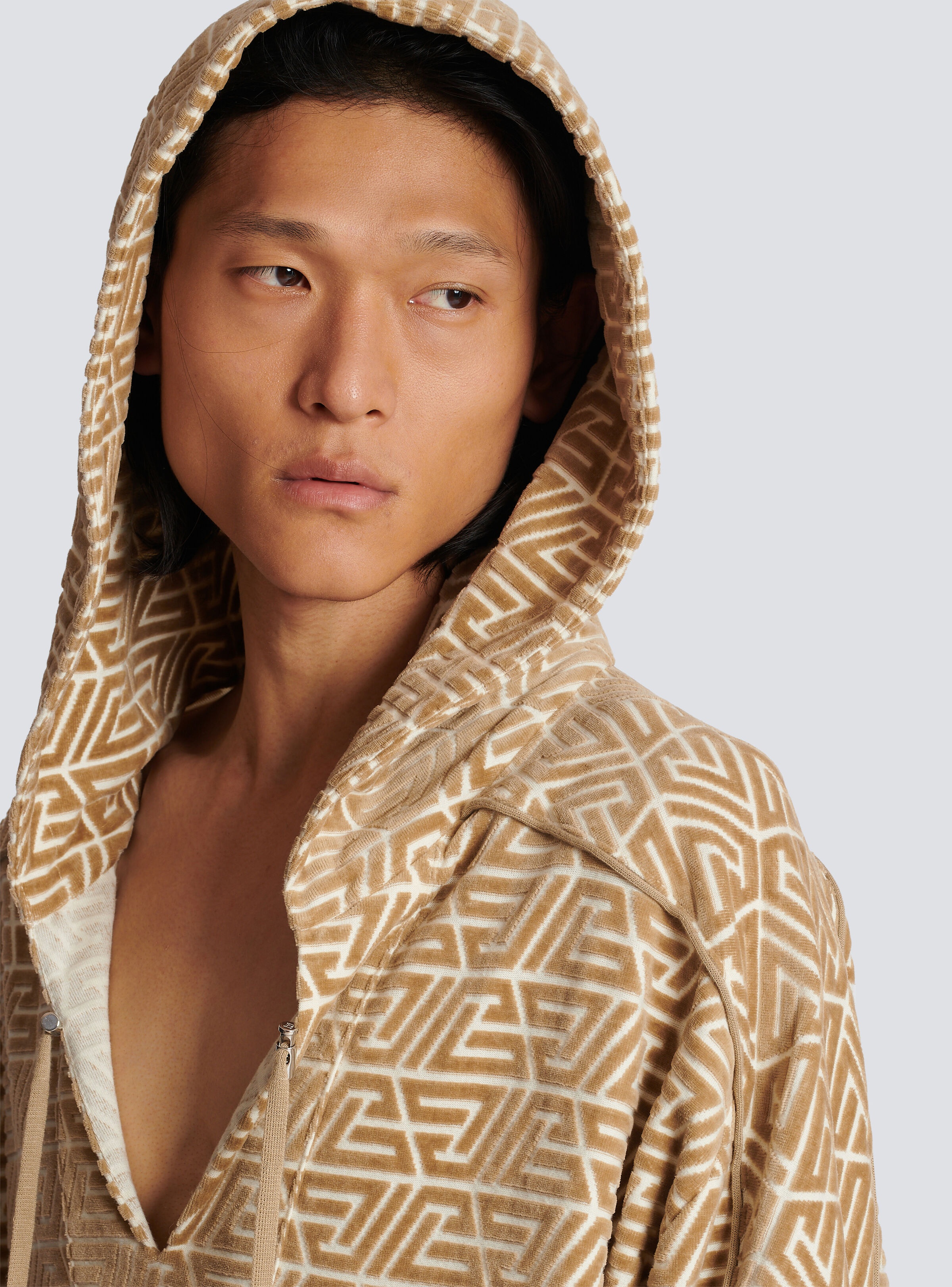 Hoodie with printed pyramid monogram - 7