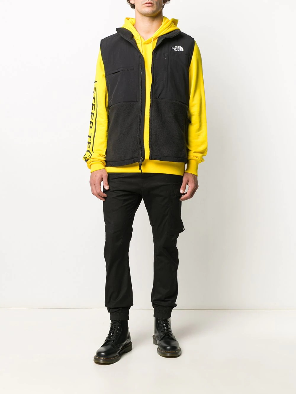 chest logo gilet - 2