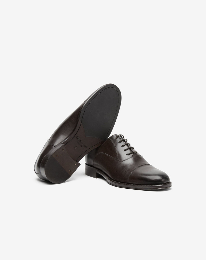 Brown leather Oxford shoes 4