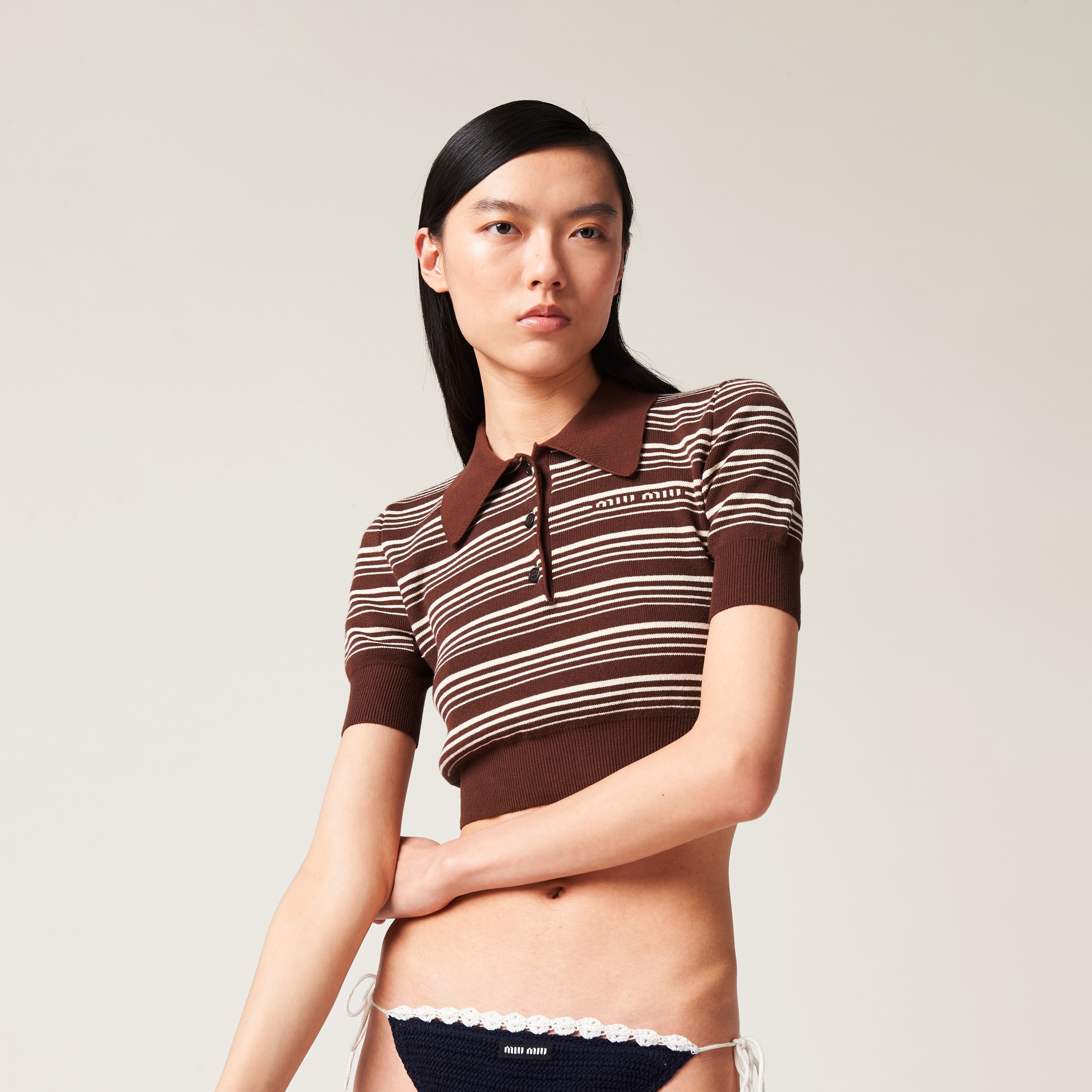 Tシャツ・カットソー Miu Miu Cropped Polo T-Shirt With Horizontal Stripes Miu Miu Cotton knit polo shirt | miumiu | REVERSIBLE