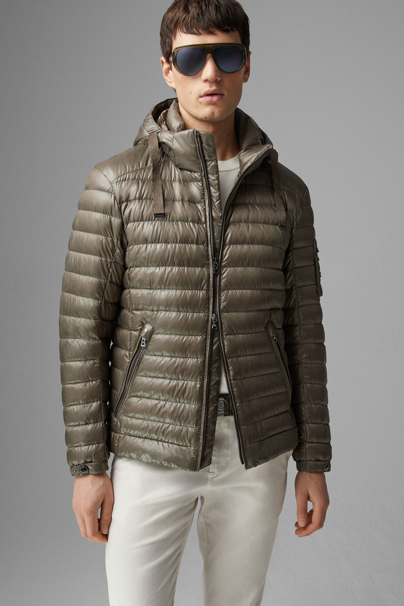 Loke lightweight down jacket in Khaki 2