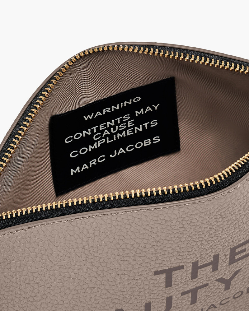 Marc Jacobs THE BEAUTY BAG outlook
