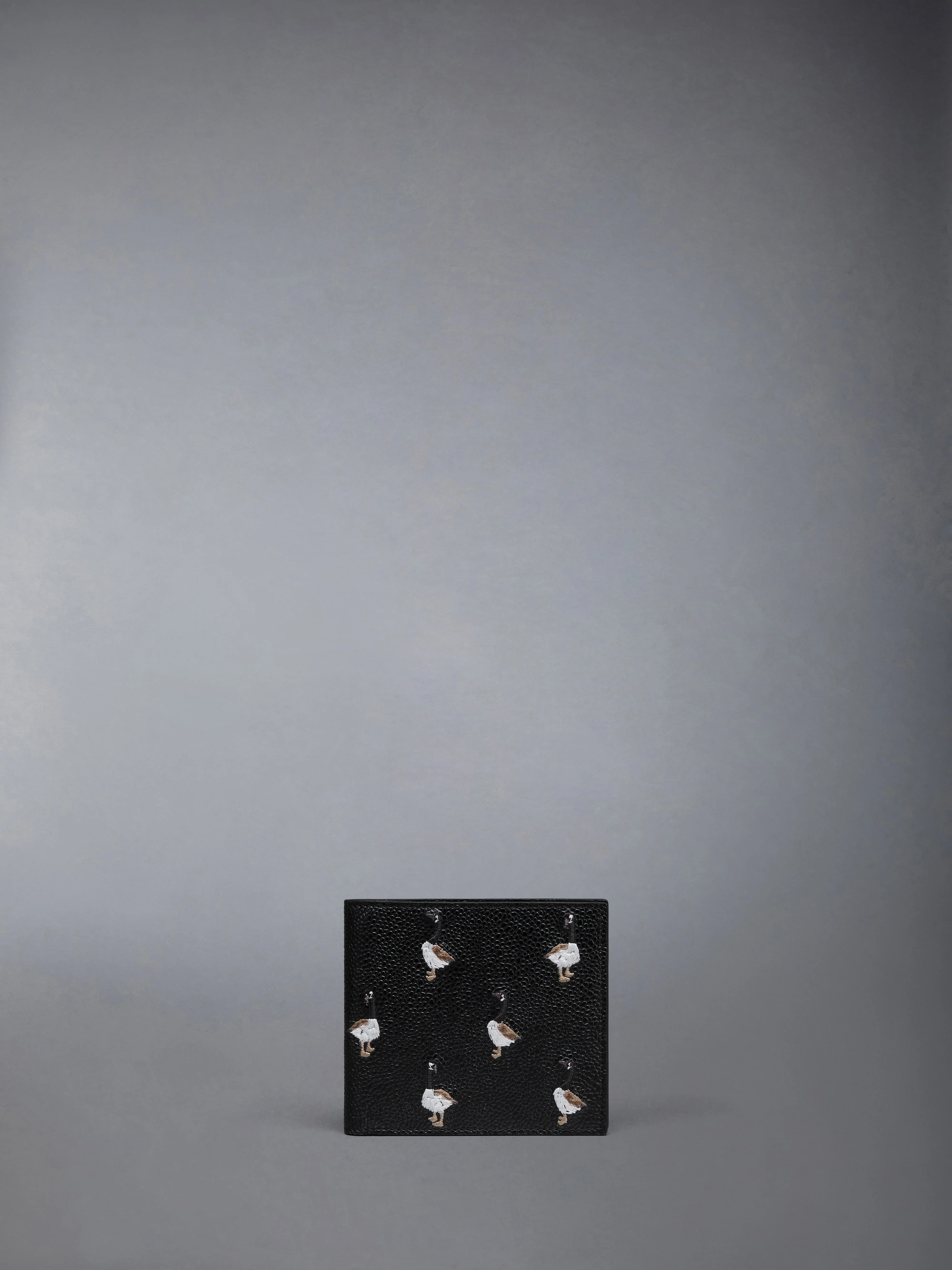 PEBBLE GRAIN GOOSE EMBROIDERY BILFOLD - 1