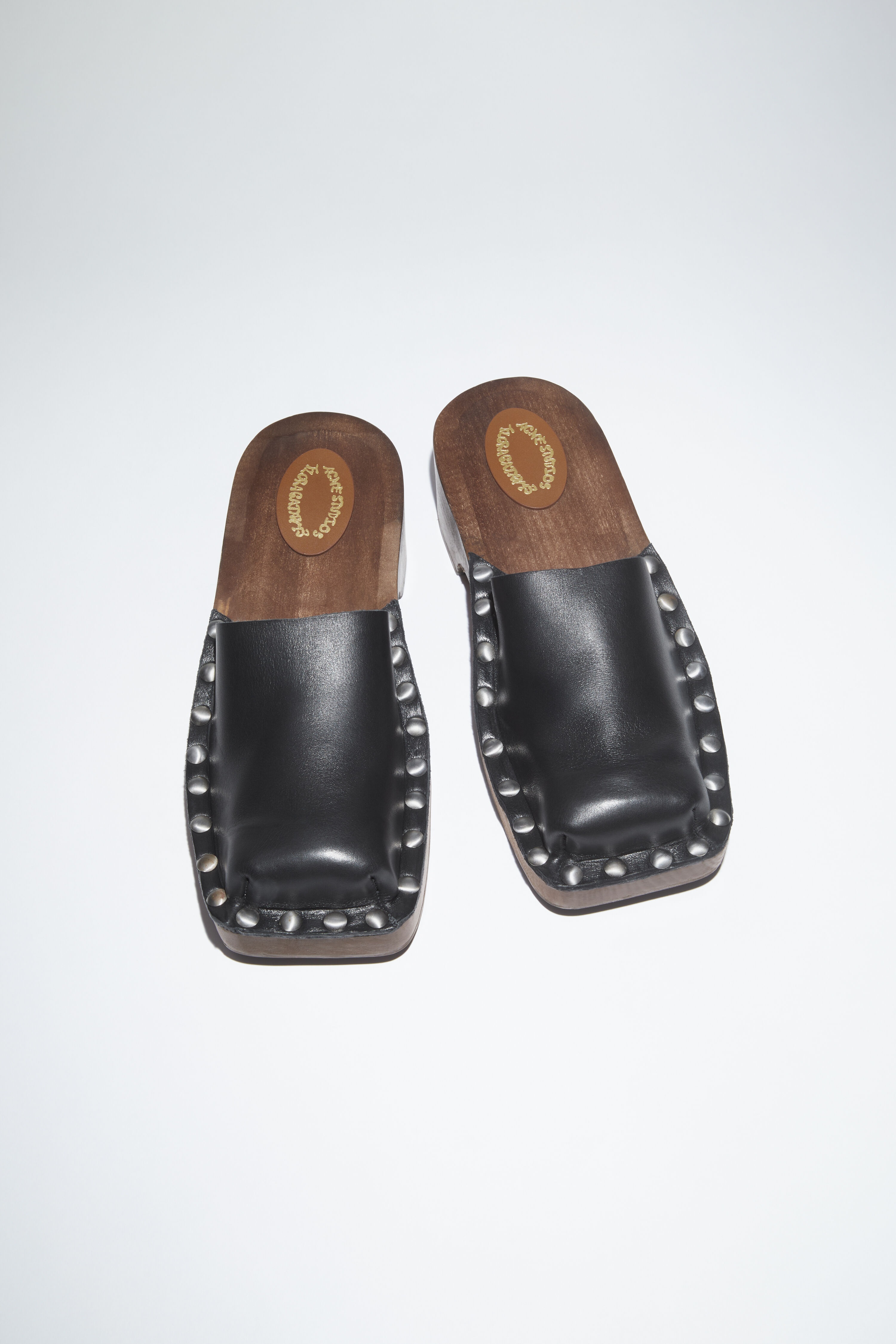 【Acne Studios】レザー ウッド クロッグ Acne Studios - レザーウッドクロッグ - ブラック
