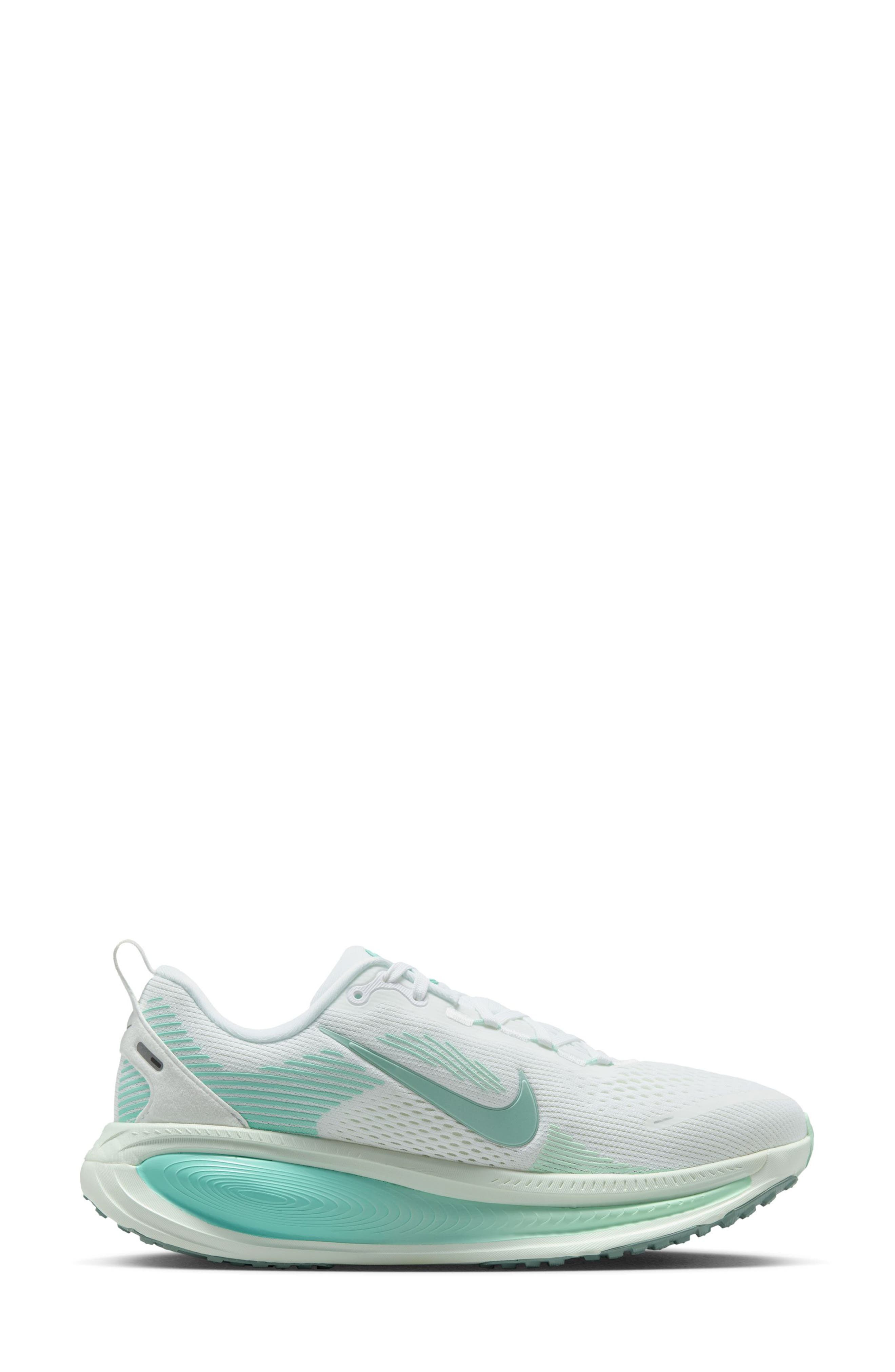 Nike Vomero 18 Running Shoe in White/Cannon/Mint Foam at Nordstrom - 6