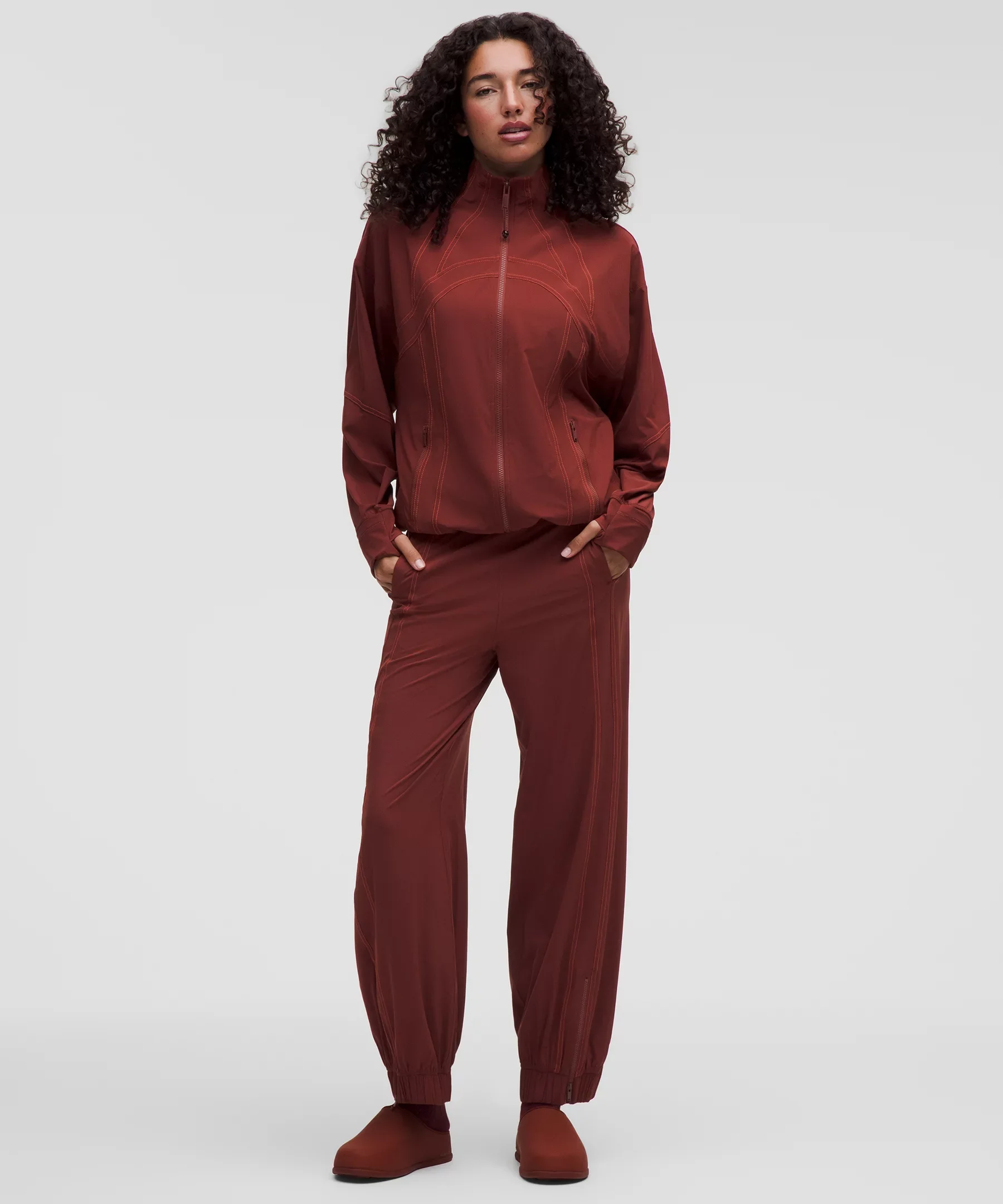 Define High-Rise Swift Jogger *Regular - 1