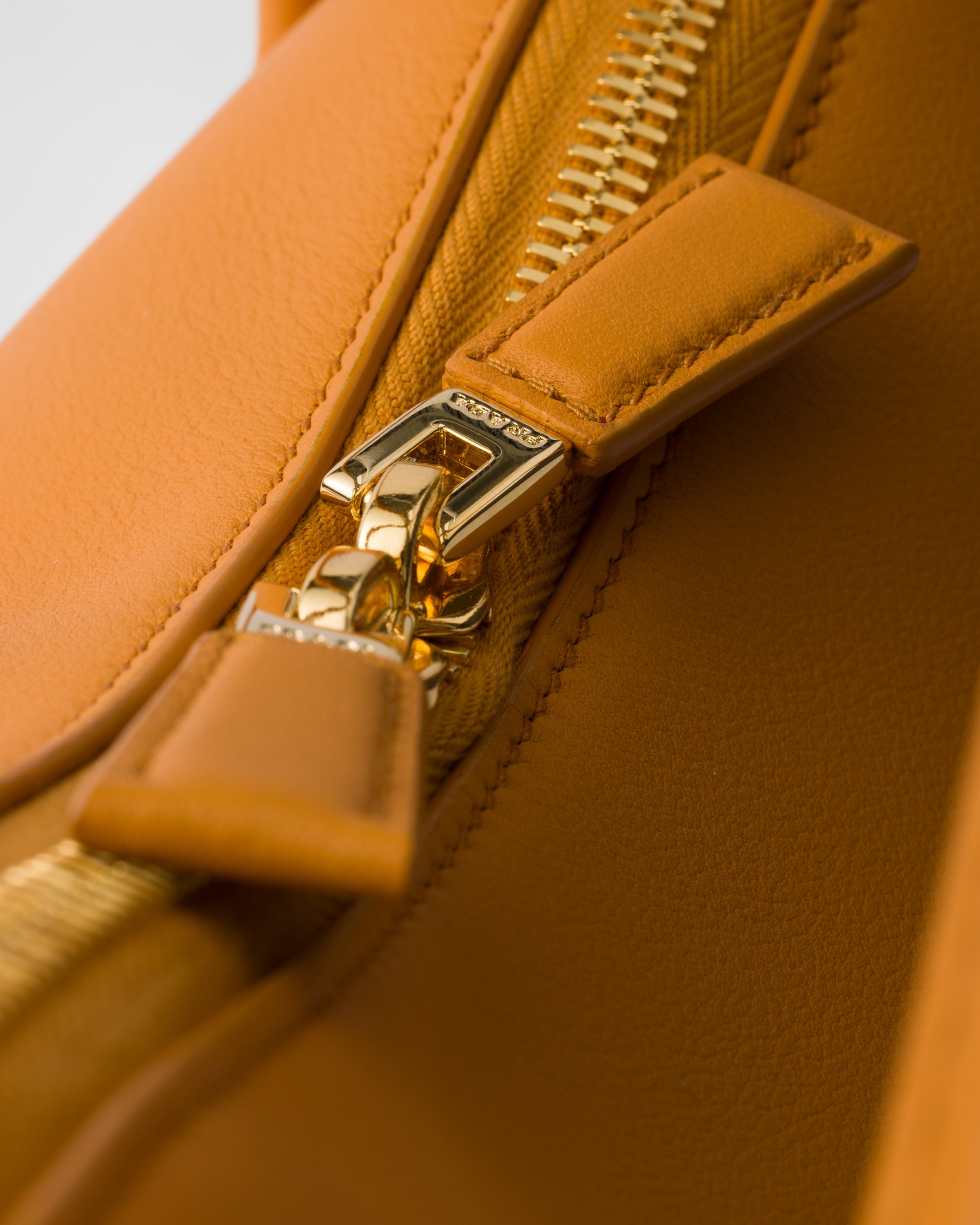 Prada Darling leather handbag - 5