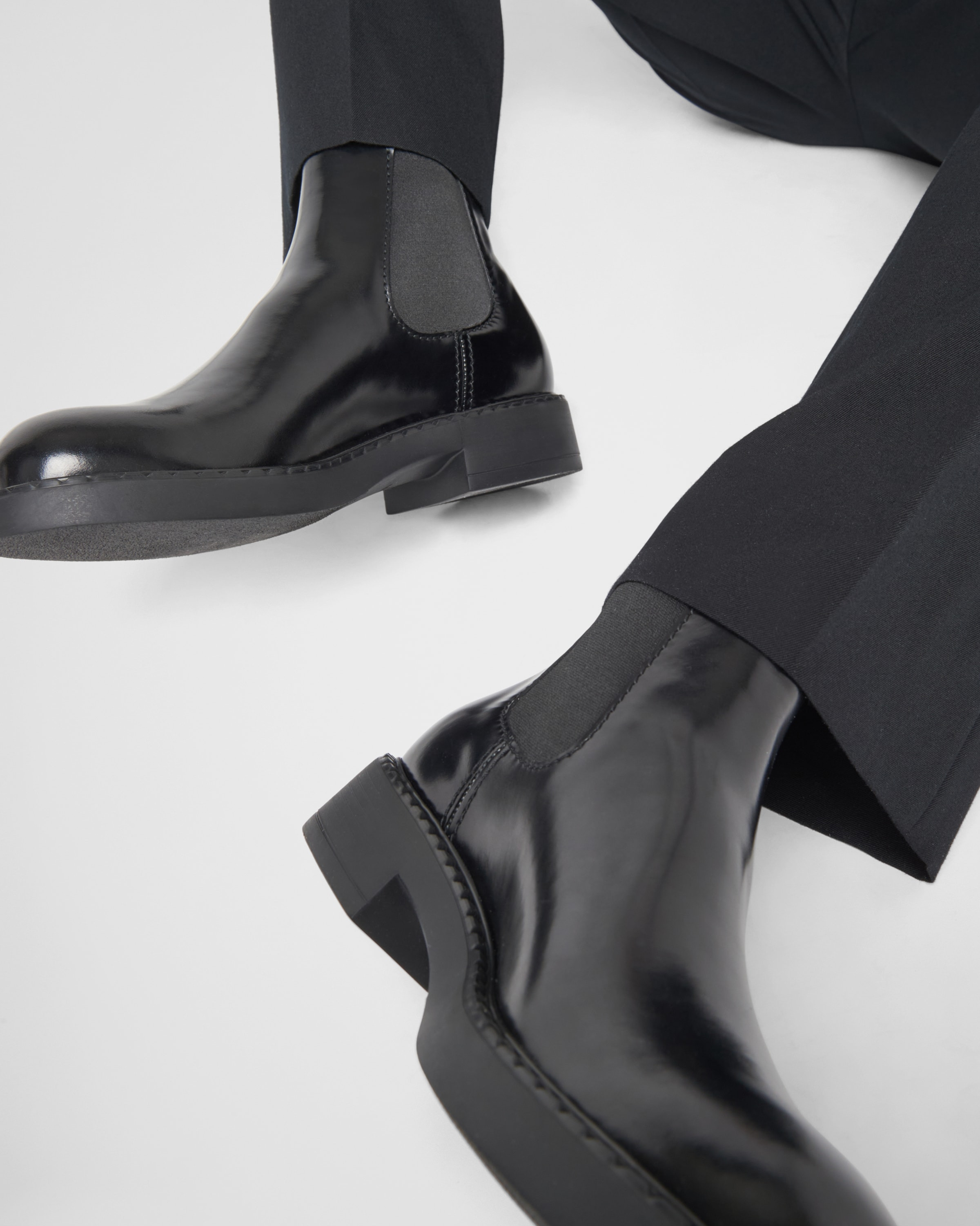 Brushed leather Chelsea boots - 3