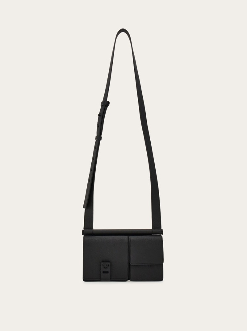 MULTI-POCKET CROSSBODY BAG 1