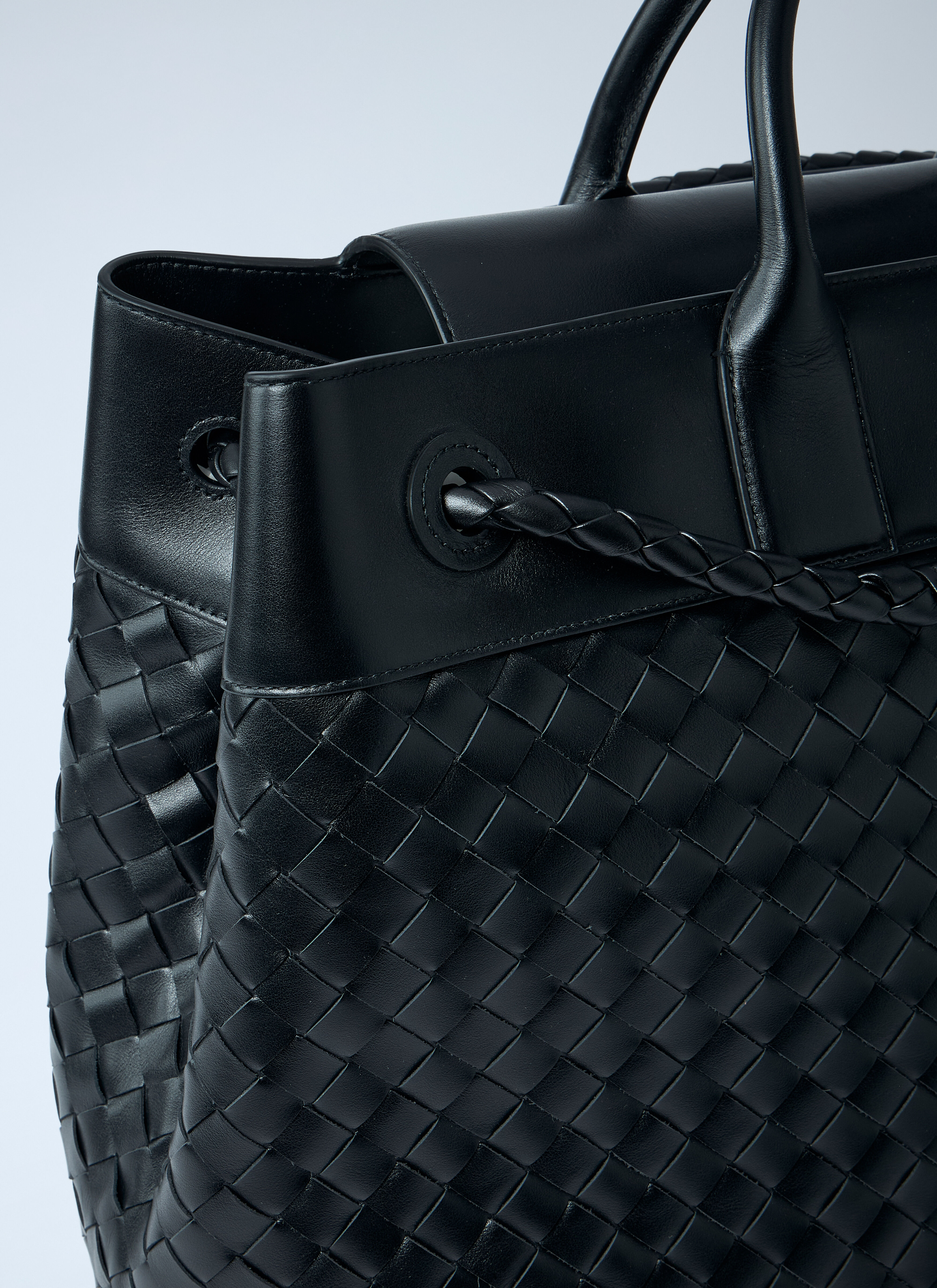 Andiamo Voyager Handbag - 5