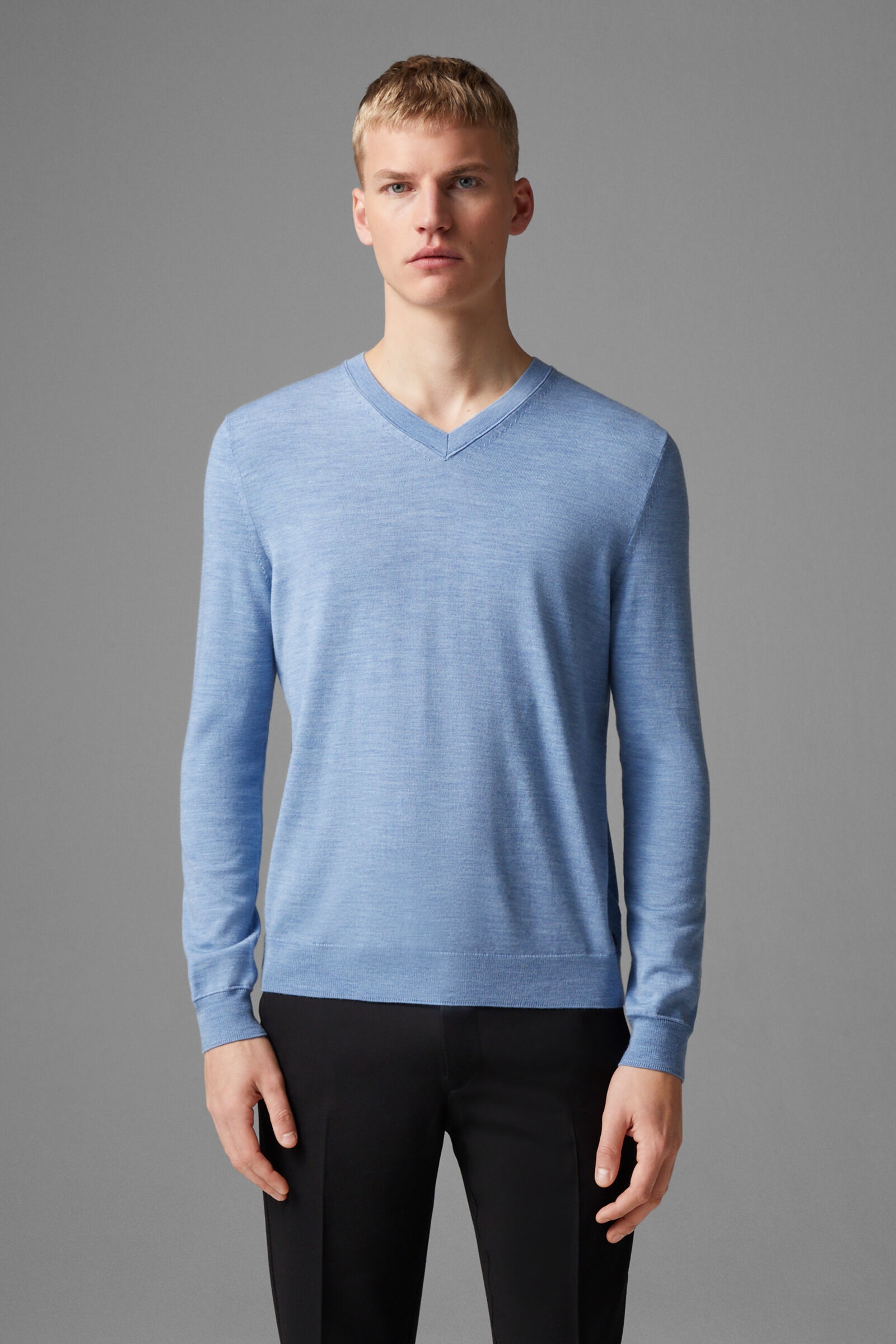 Omar sweater in Light blue - 2