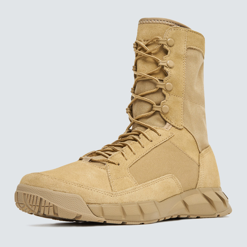 Coyote Boot 5