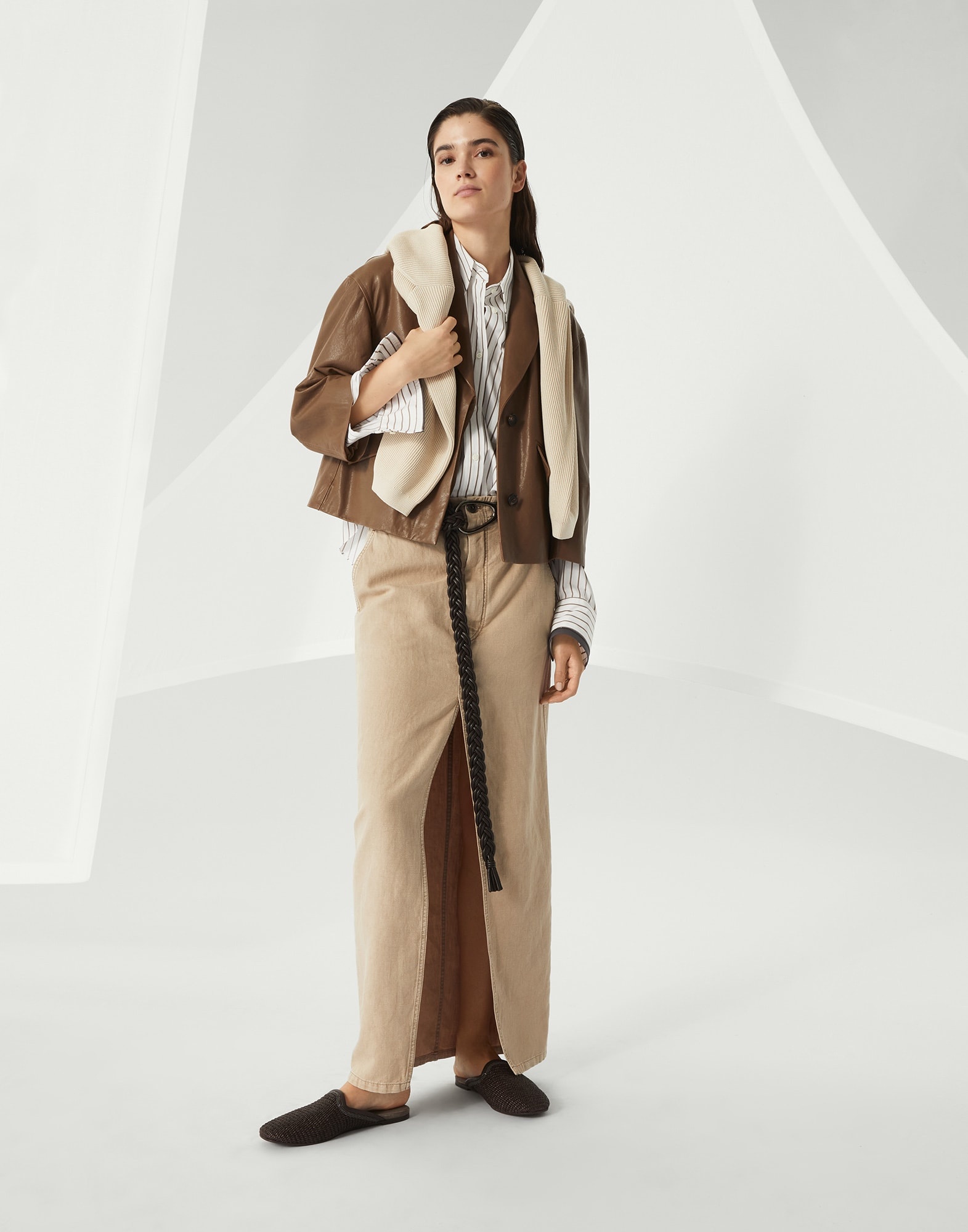 スカート BRUNELLO CUCINELLI Chino skirt in garment-dyed cotton and li Brunello Cucinelli Chino Skirt In Garment-dyed Cotton And