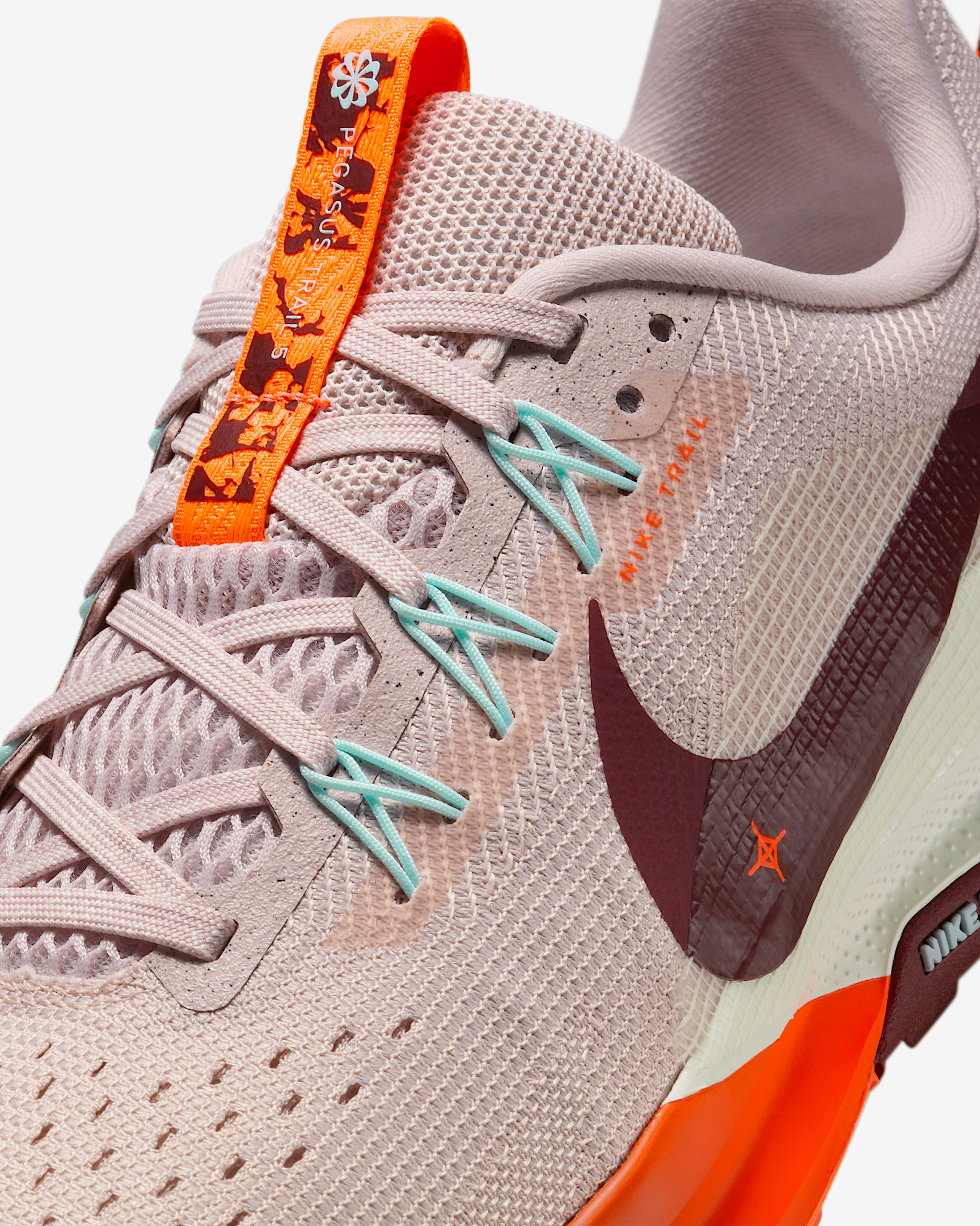 Nike Pegasus Trail 5 Women's Trail Running Shoes - 7