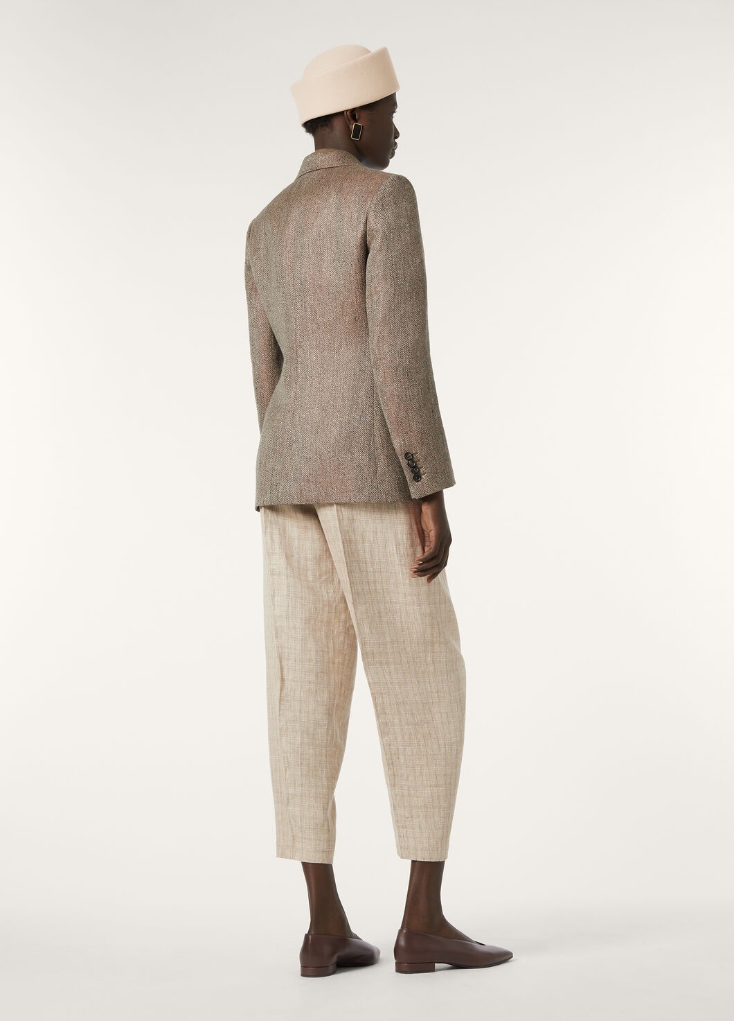 Dan Pants - 5