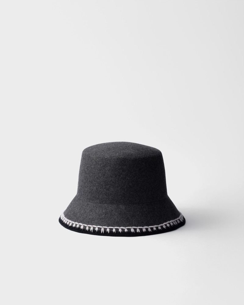 Felt bucket hat 1