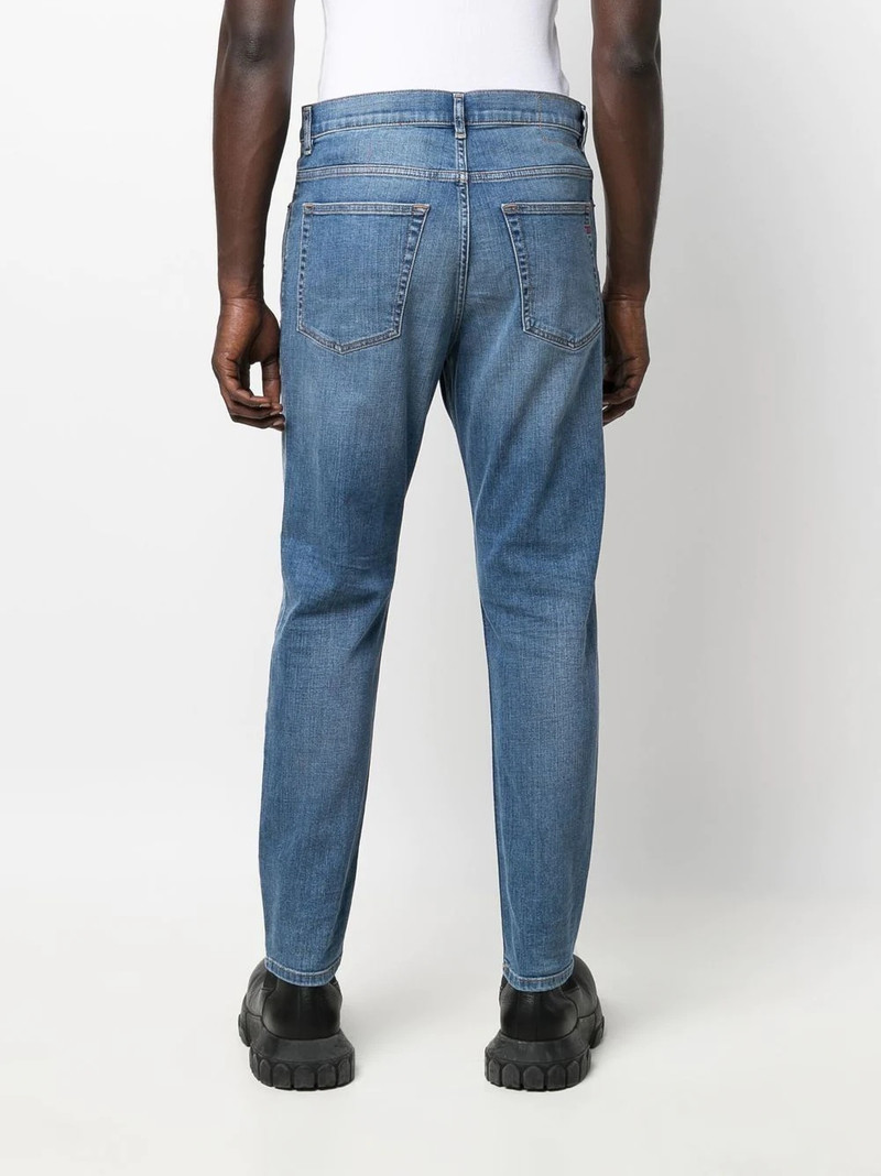 2005 skinny-cut jeans 4