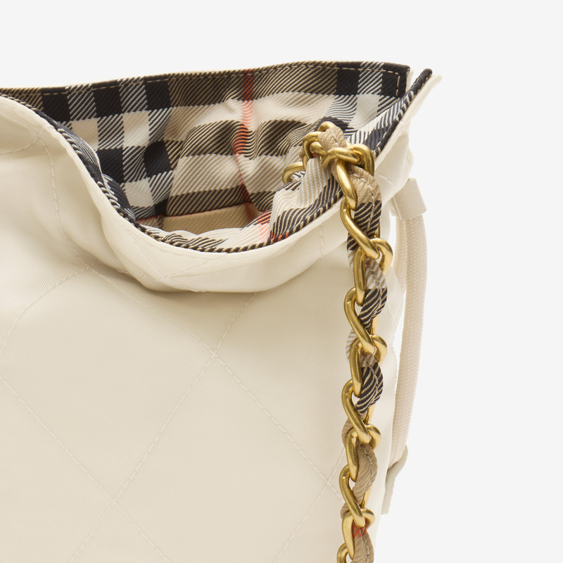 Reversible Horseshoe Chain Pouch 4