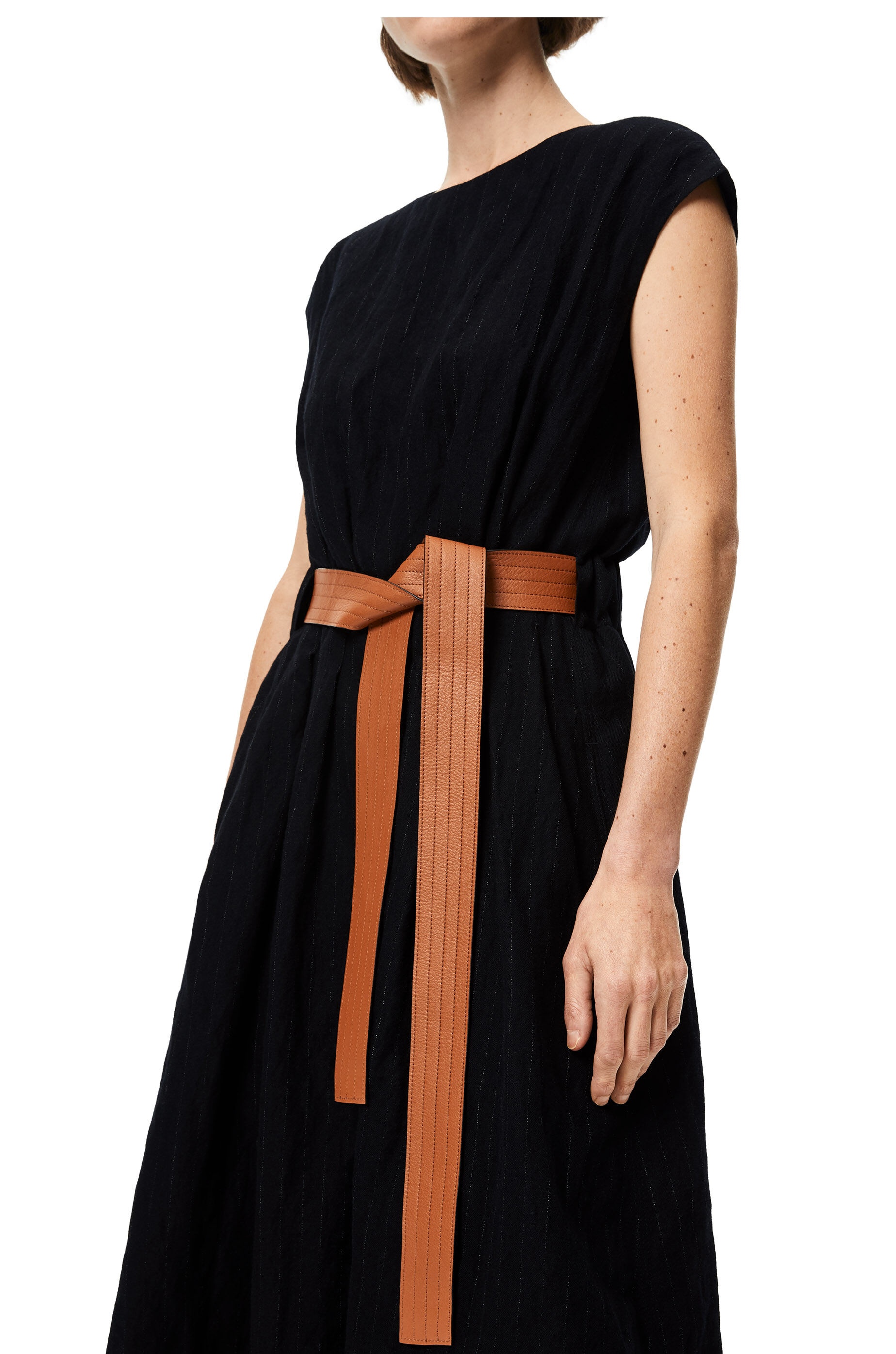 Belted midi dress in wool - 4