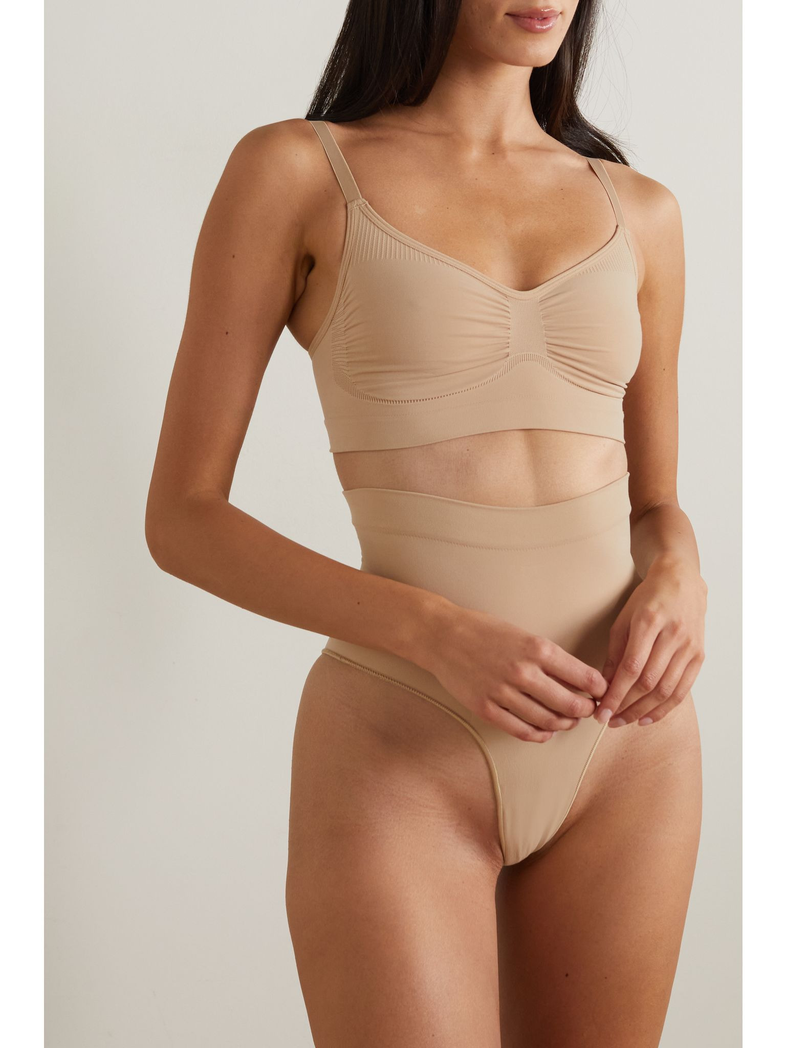 Seamless Sculpt Bralette - Mica Beige - 2