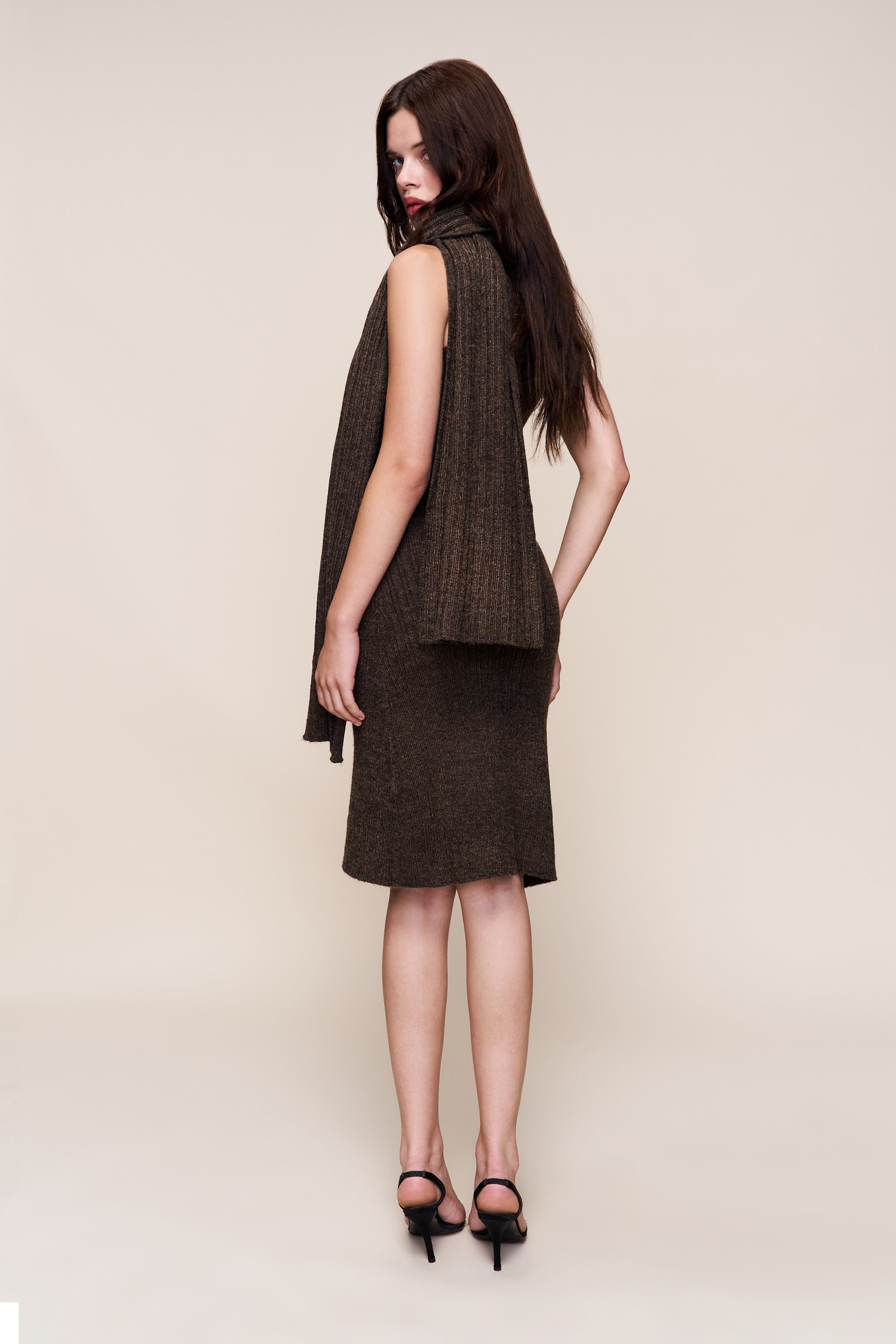 HOODED KNIT DRESS - 8