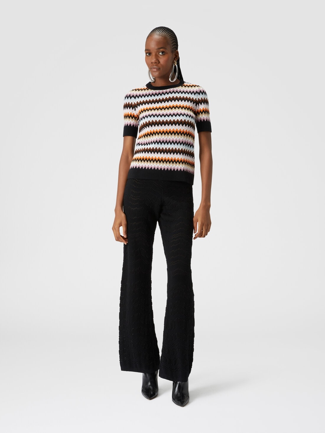 Short-sleeved crewneck pullover in zigzag wool - 2