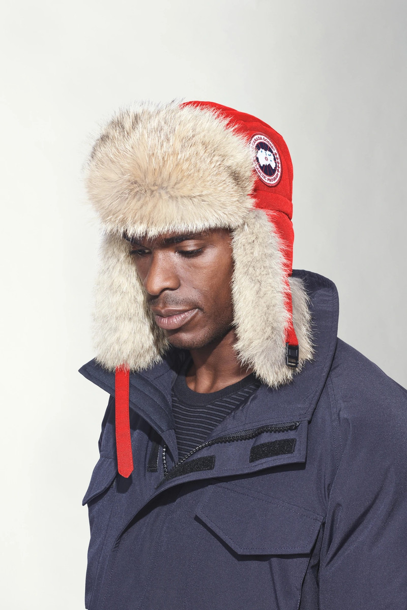 Canada Goose AVIATOR HAT outlook