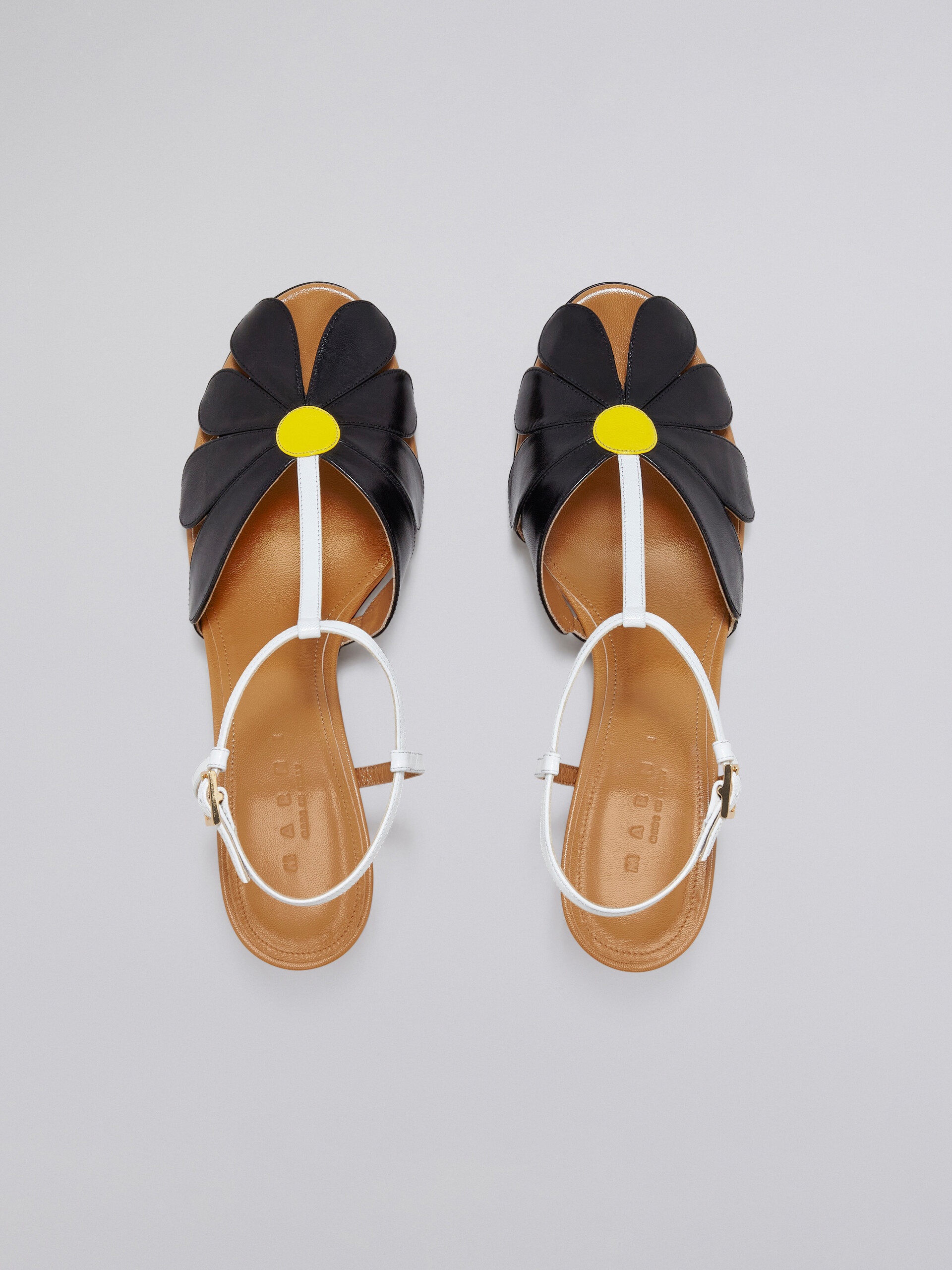 LEATHER FLOWER SANDAL - 4